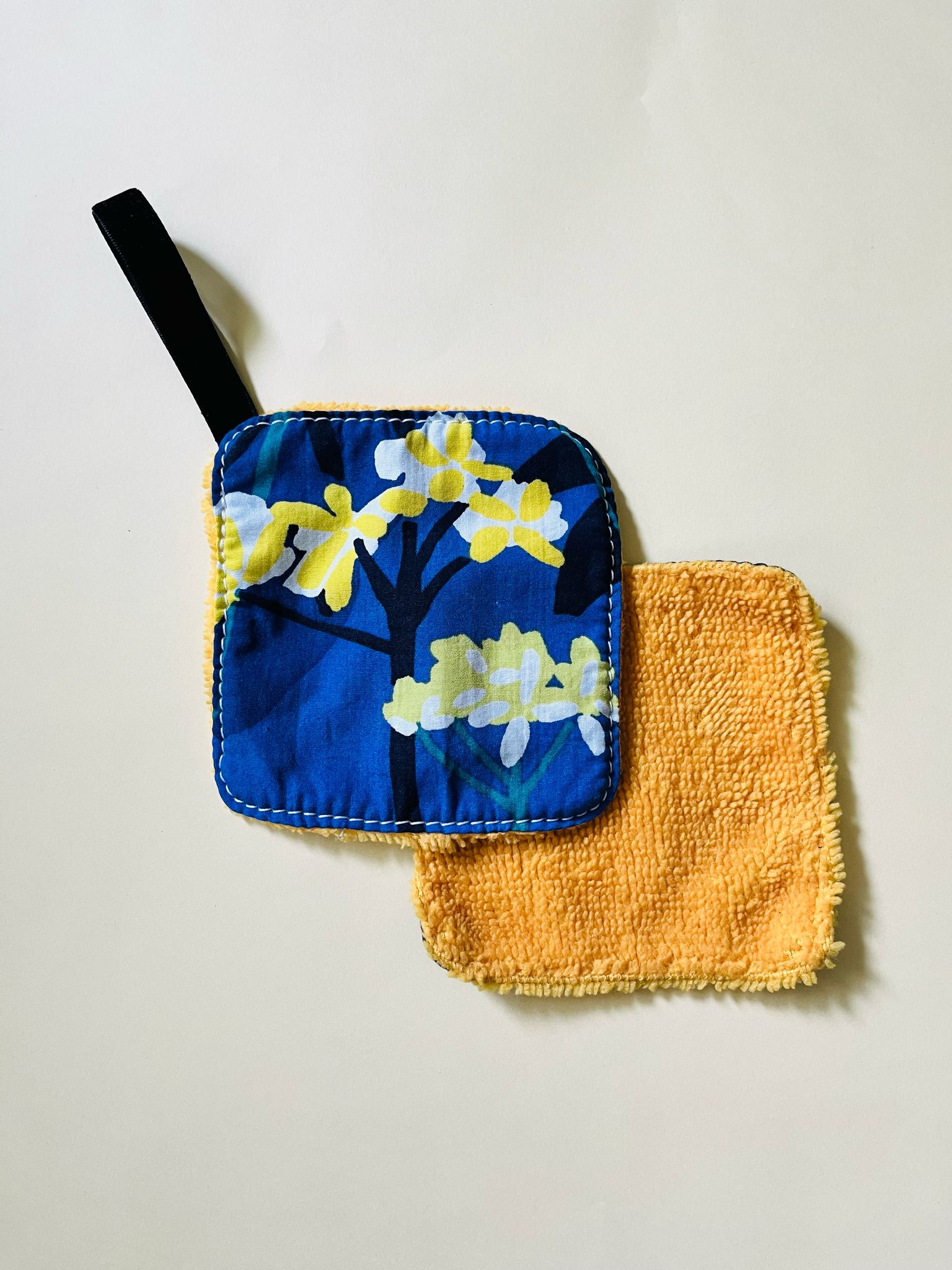 skincare, lingettes, réutilisable, upcycling, tissu, fait main, création française, made in france, boutique de créateurs, boutique nantaise, créatrice, kapsule ephemere