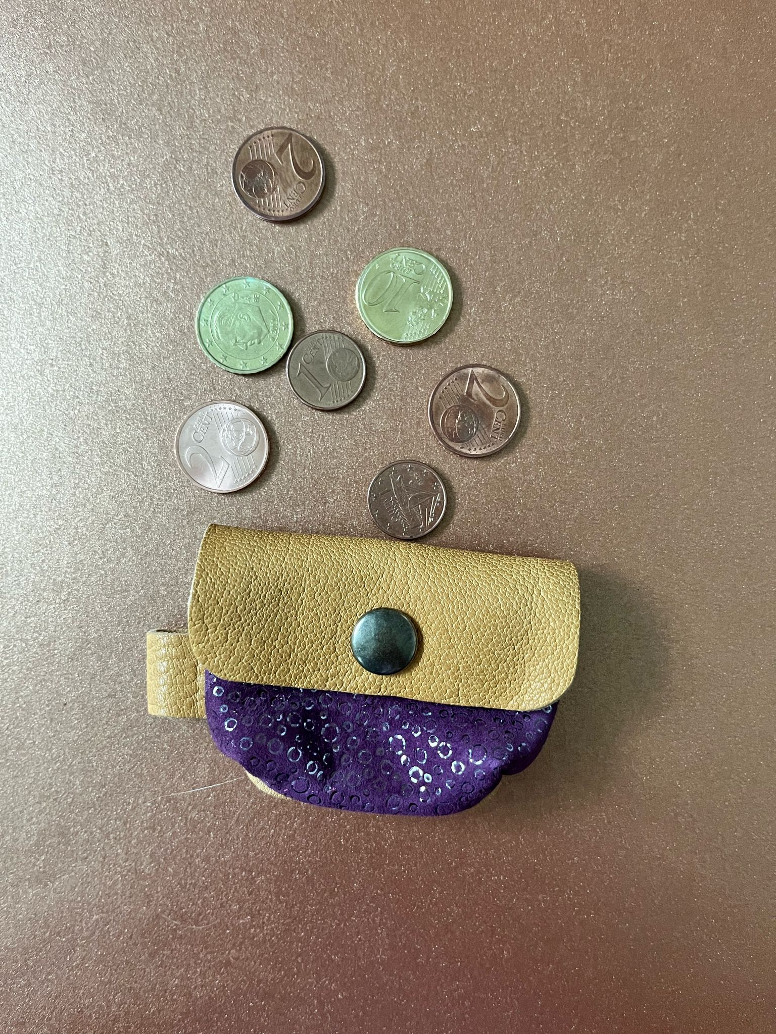 cuir, maroquinerie, porte cartes, porte monnaie, portefeuille, sac, totebag, fait main, upcycling, idée cadeau, créatrice française, made in france, local, ethique, boutique de créateurs, boutique nantaise, kapsule éphémère