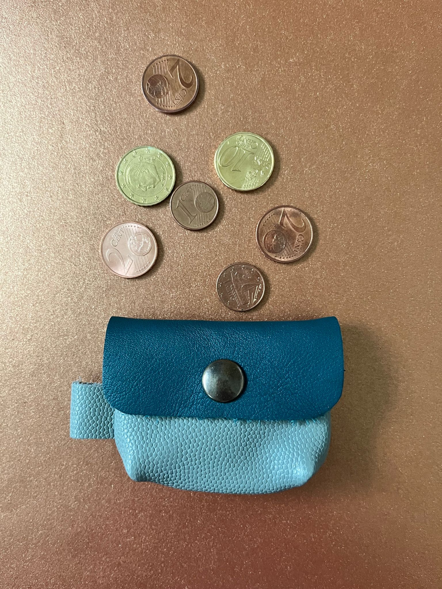 cuir, maroquinerie, porte cartes, porte monnaie, portefeuille, sac, totebag, fait main, upcycling, idée cadeau, créatrice française, made in france, local, ethique, boutique de créateurs, boutique nantaise, kapsule éphémère