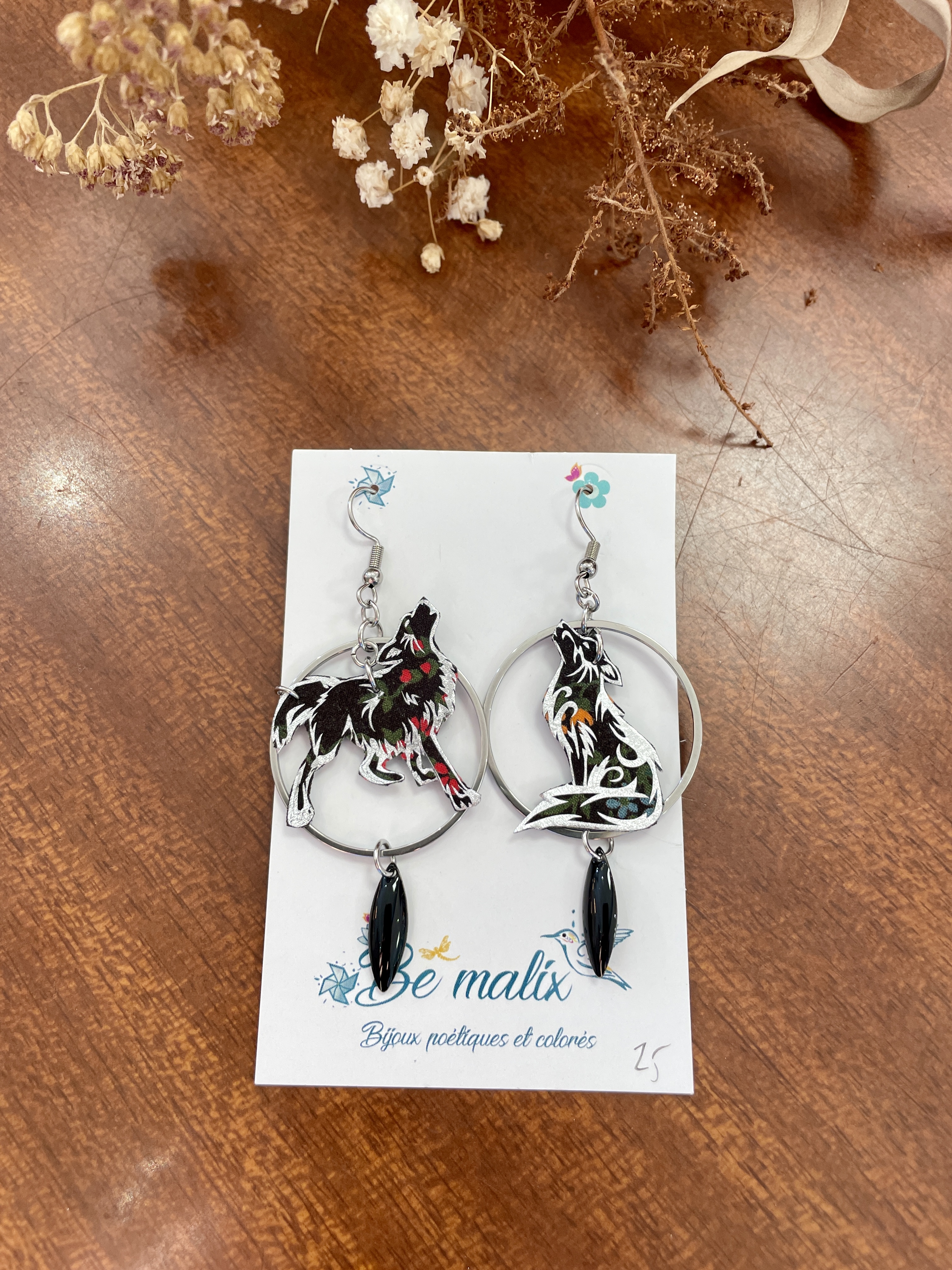 boucles d'oreilles, bijoux, créatrice française, made in france, fabrication locale, idée de cadeau, fait main, modèle unique, cadeau de noël, boutique de créateurs, boutique nantaise, kapsule éphémère