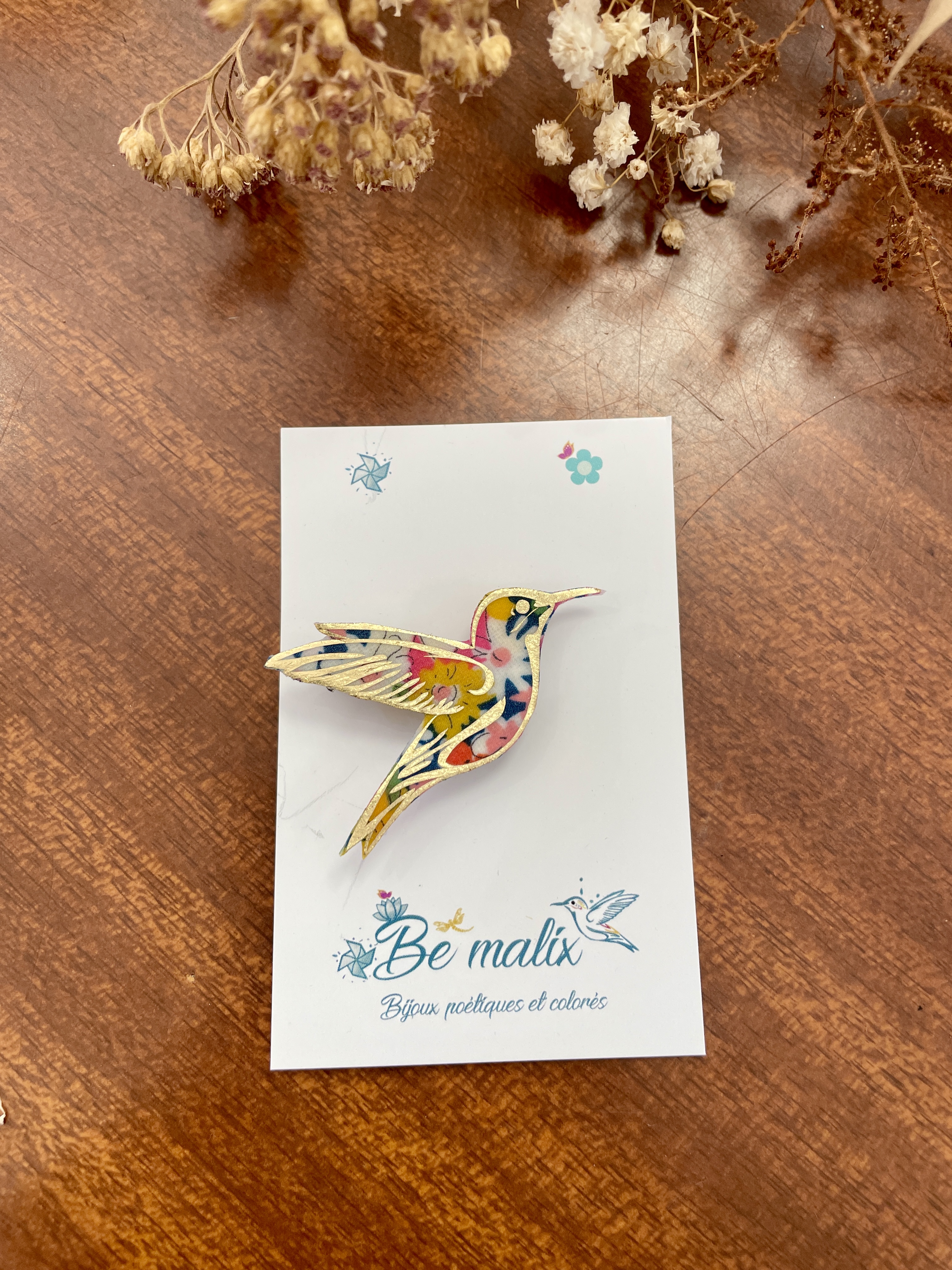 boucles d'oreilles, bijoux, créatrice française, made in france, fabrication locale, idée de cadeau, fait main, modèle unique, cadeau de noël, boutique de créateurs, boutique nantaise, kapsule éphémère