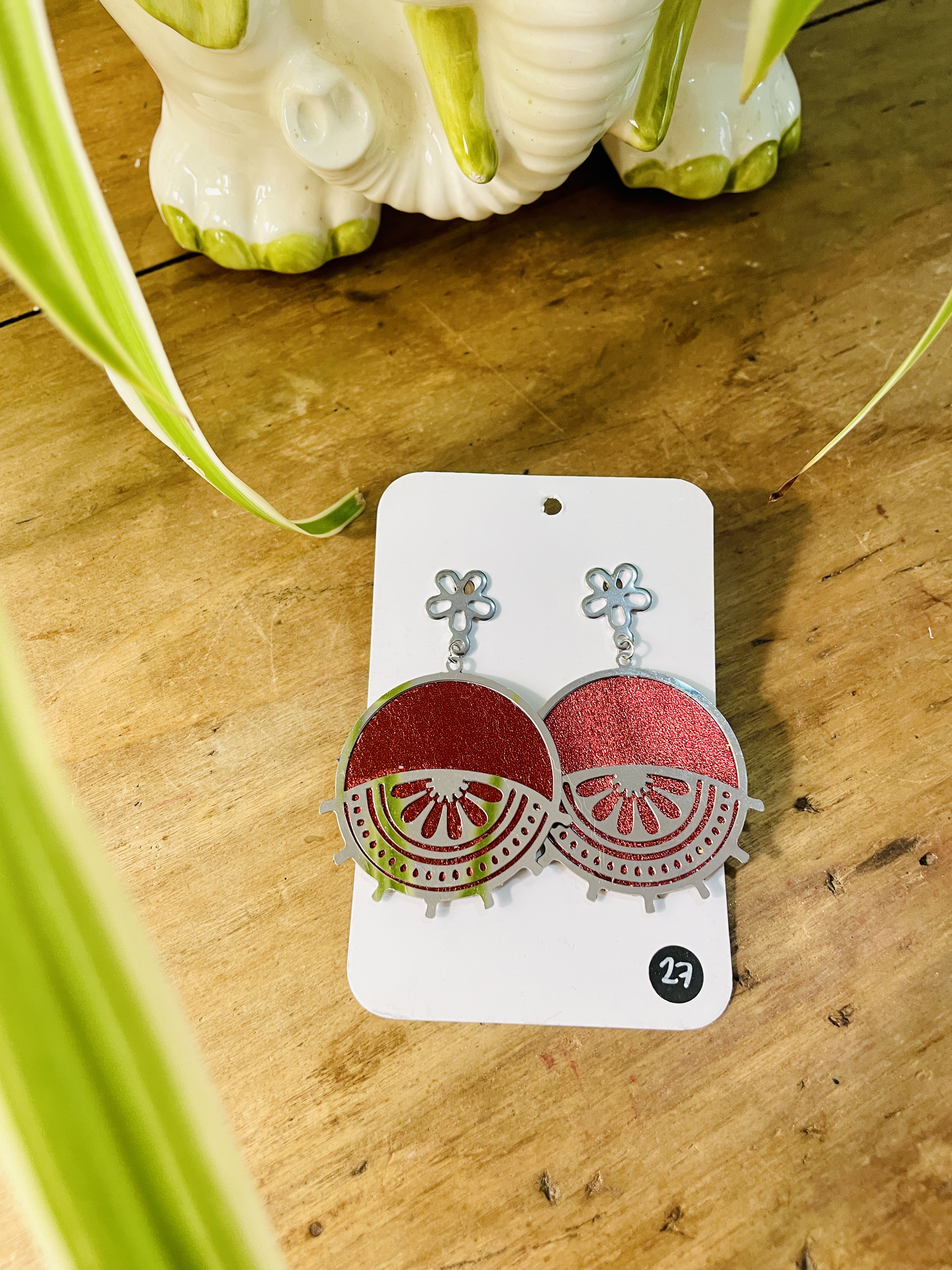 boucles d'oreilles, bijoux, tissu, cuir, revalorisation, upcycling, fait main, modèle unique, idée cadeau, création française, boutique de créateurs, boutique nantaise, kapsule ephemere