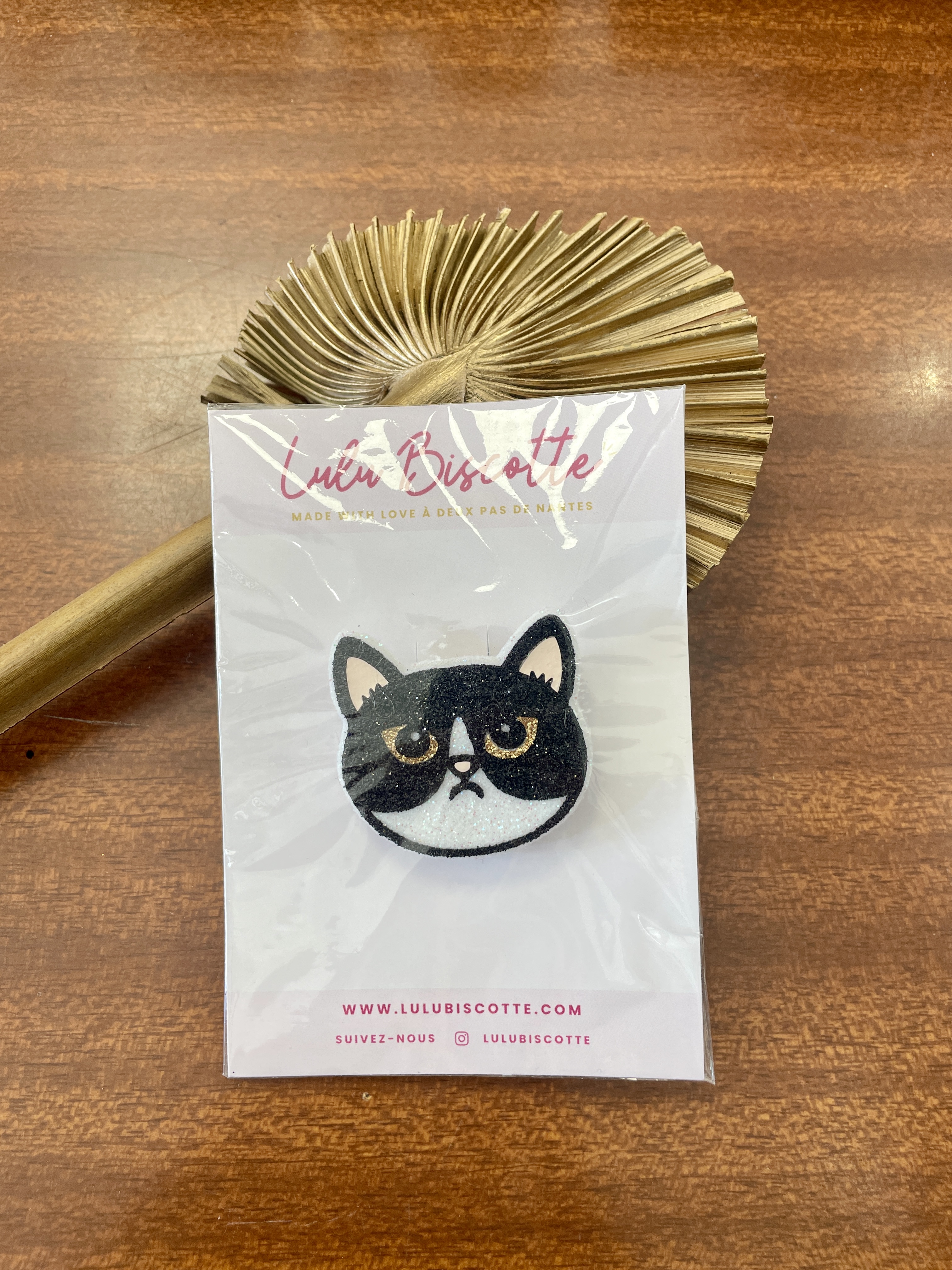 pin's, broche, accessoire, bijoux, fait main, création française, made in france, ethique, local, idée cadeau, boutique de créateurs, boutique nantaise, kapsule éphémère