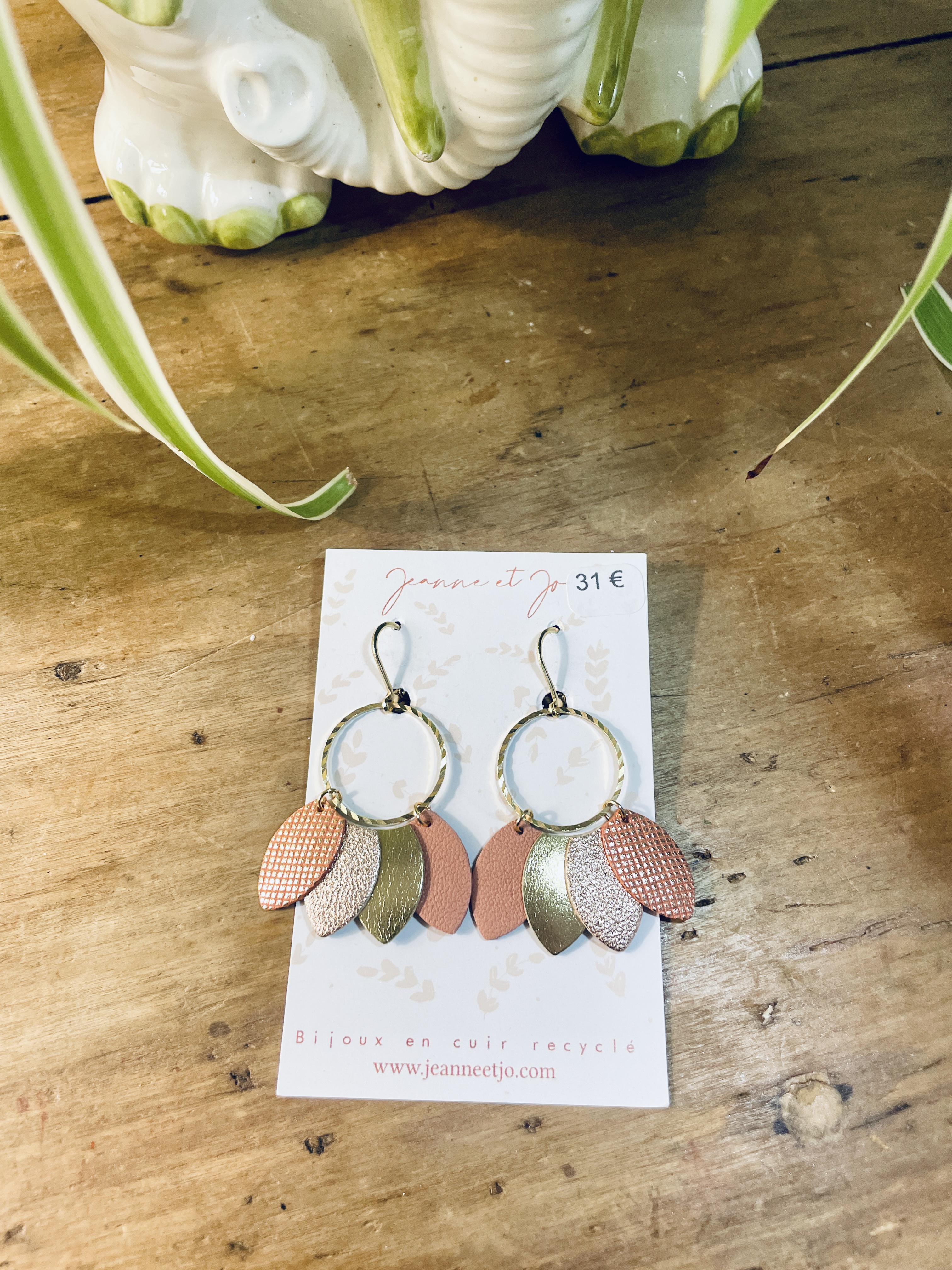 pin's, broche, bijoux, cuir, fait main, créatrice française, made in france, idée cadeau, boutique nantaise, boutique de créateurs, fête des mères, kapsule éphémère