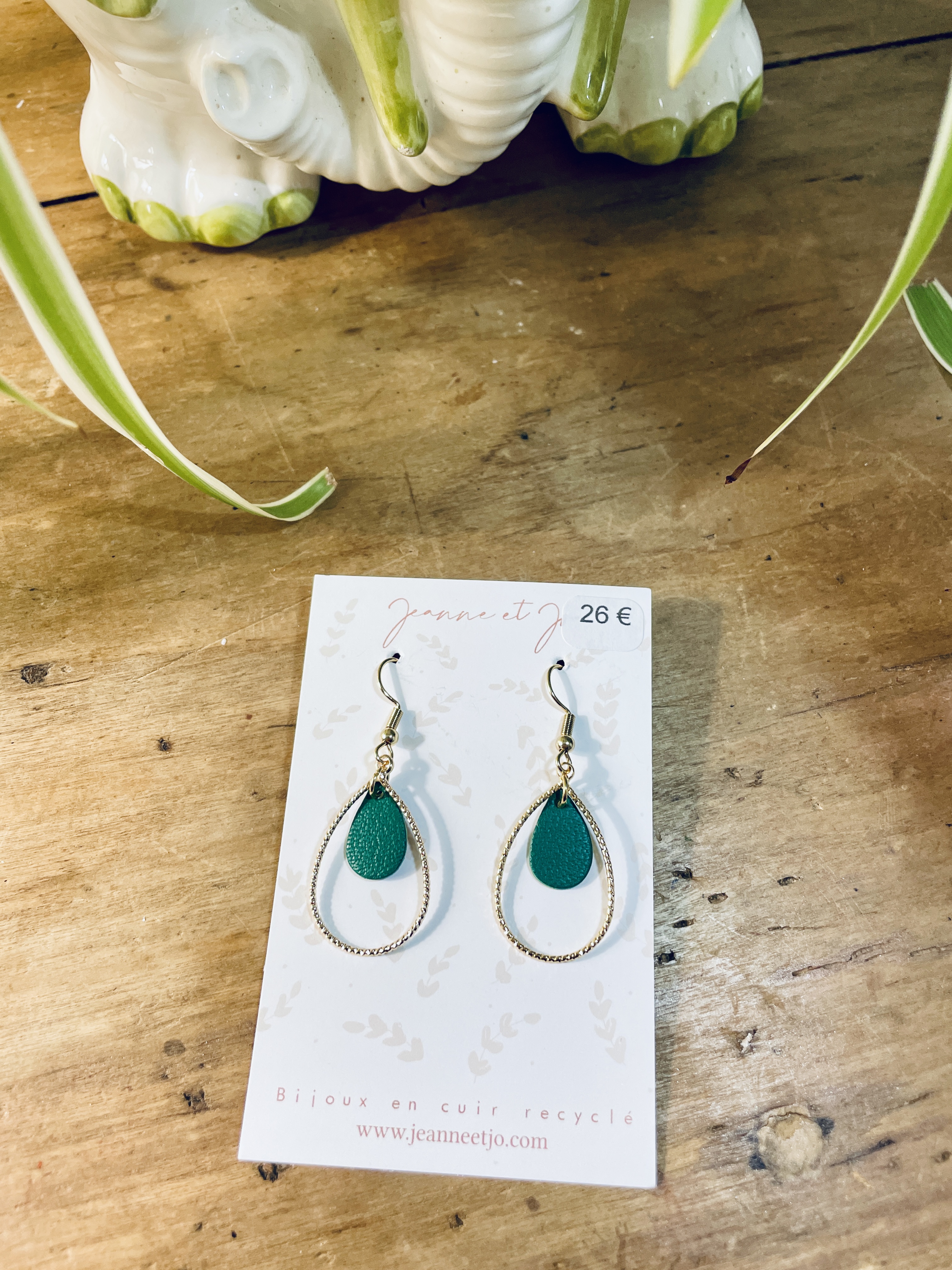 pin's, broche, bijoux, cuir, fait main, créatrice française, made in france, idée cadeau, boutique nantaise, boutique de créateurs, fête des mères, kapsule éphémère