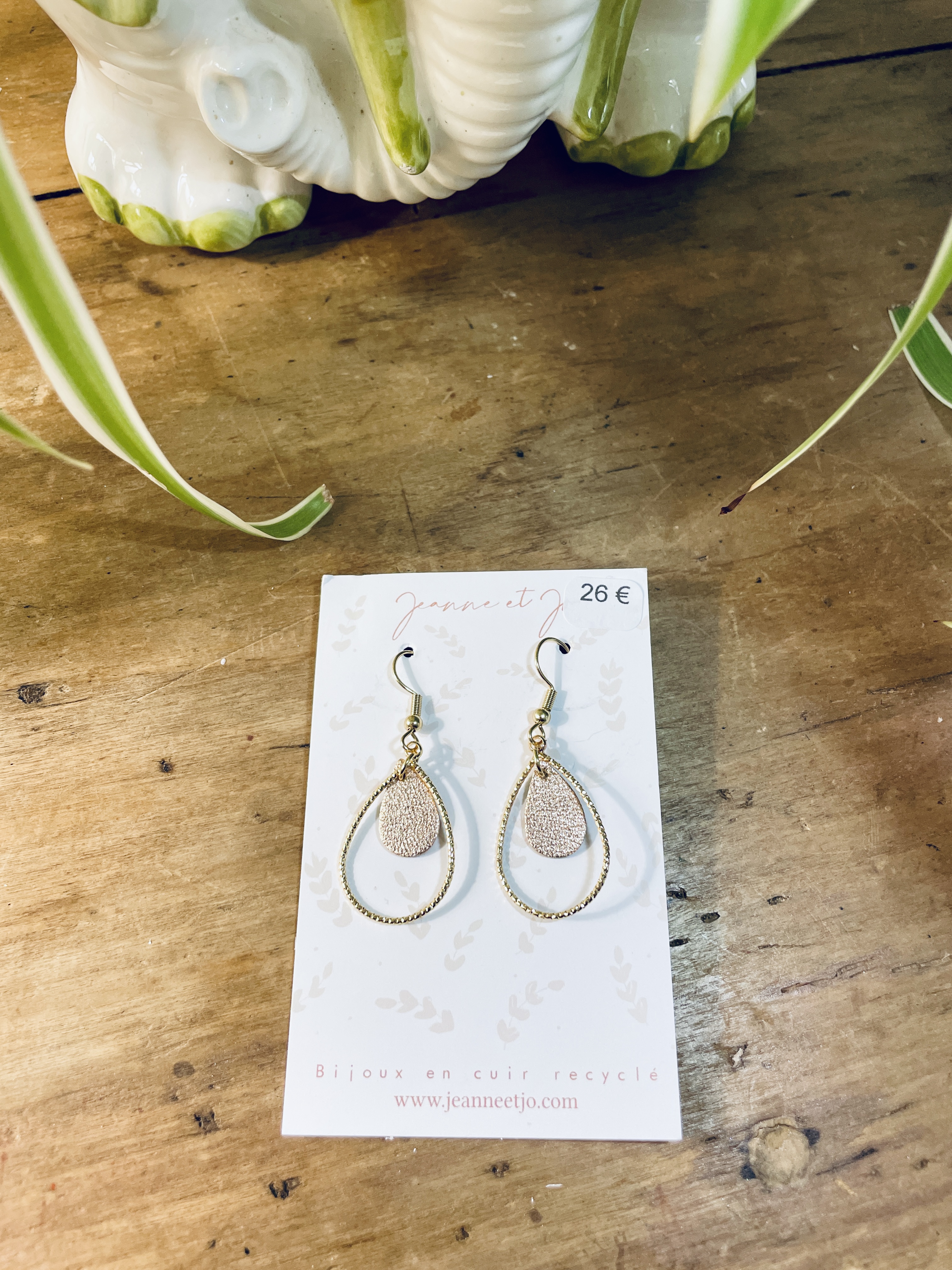 pin's, broche, bijoux, cuir, fait main, créatrice française, made in france, idée cadeau, boutique nantaise, boutique de créateurs, fête des mères, kapsule éphémère