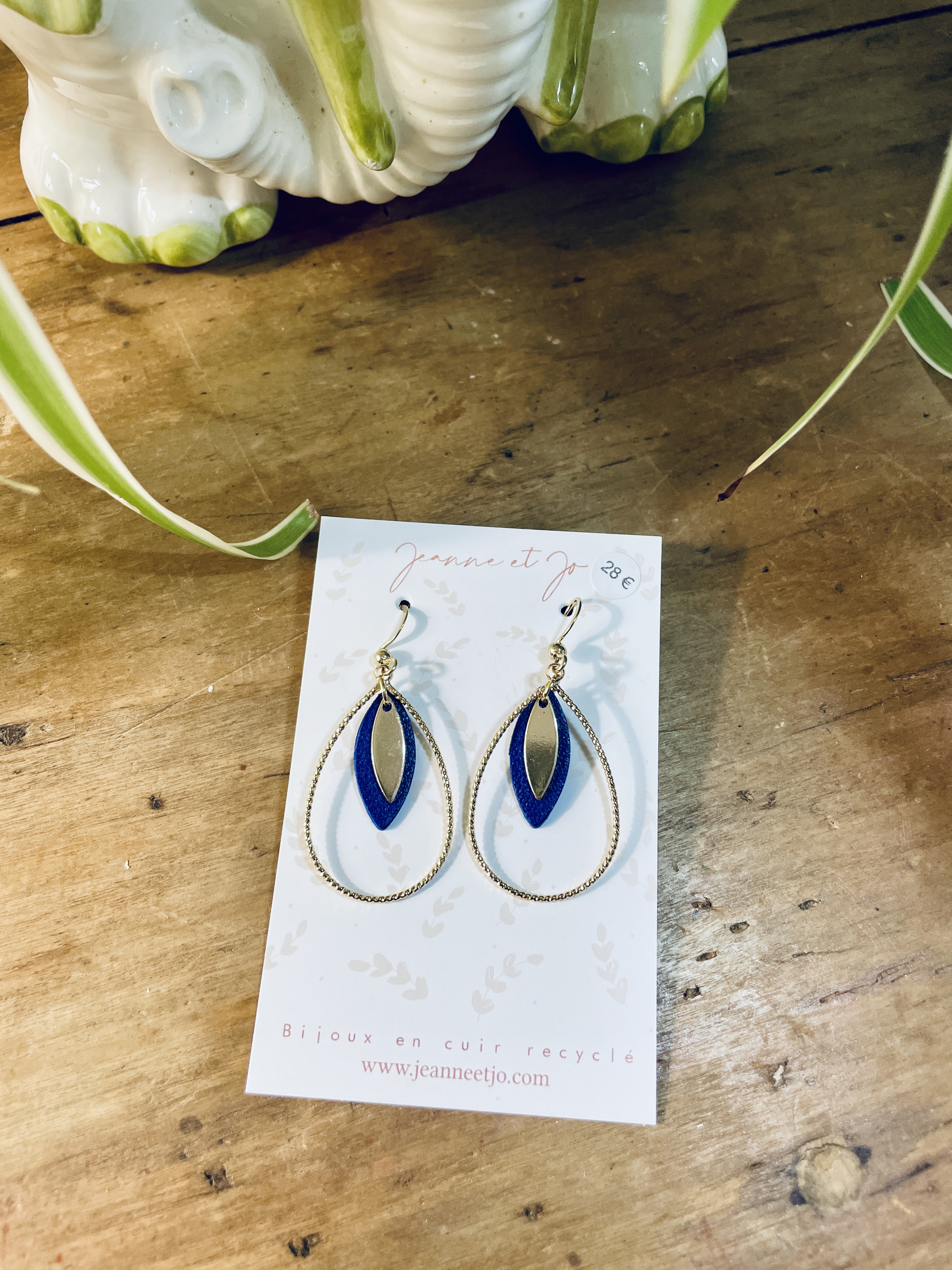 pin's, broche, bijoux, cuir, fait main, créatrice française, made in france, idée cadeau, boutique nantaise, boutique de créateurs, fête des mères, kapsule éphémère