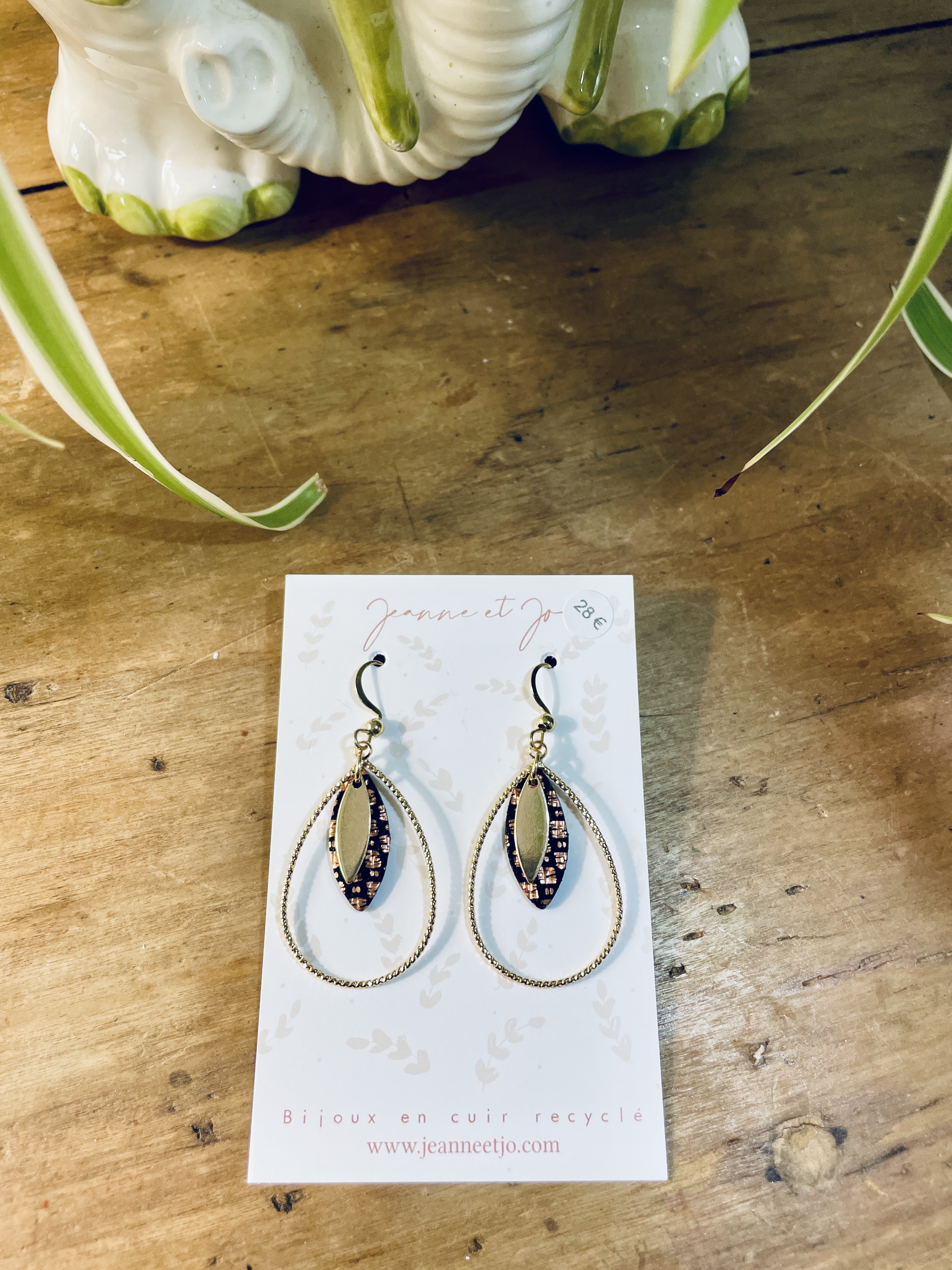 pin's, broche, bijoux, cuir, fait main, créatrice française, made in france, idée cadeau, boutique nantaise, boutique de créateurs, fête des mères, kapsule éphémère