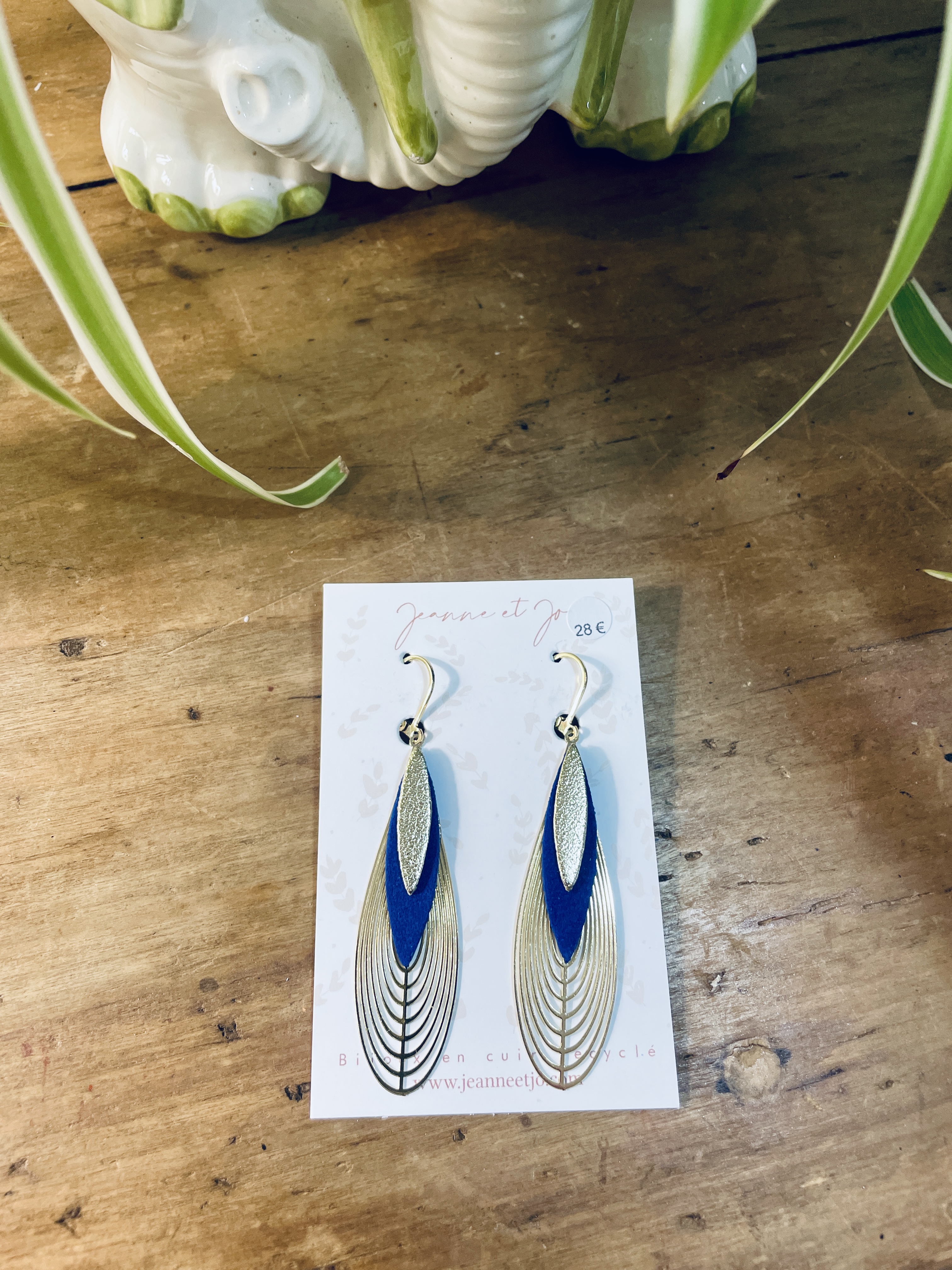 pin's, broche, bijoux, cuir, fait main, créatrice française, made in france, idée cadeau, boutique nantaise, boutique de créateurs, fête des mères, kapsule éphémère