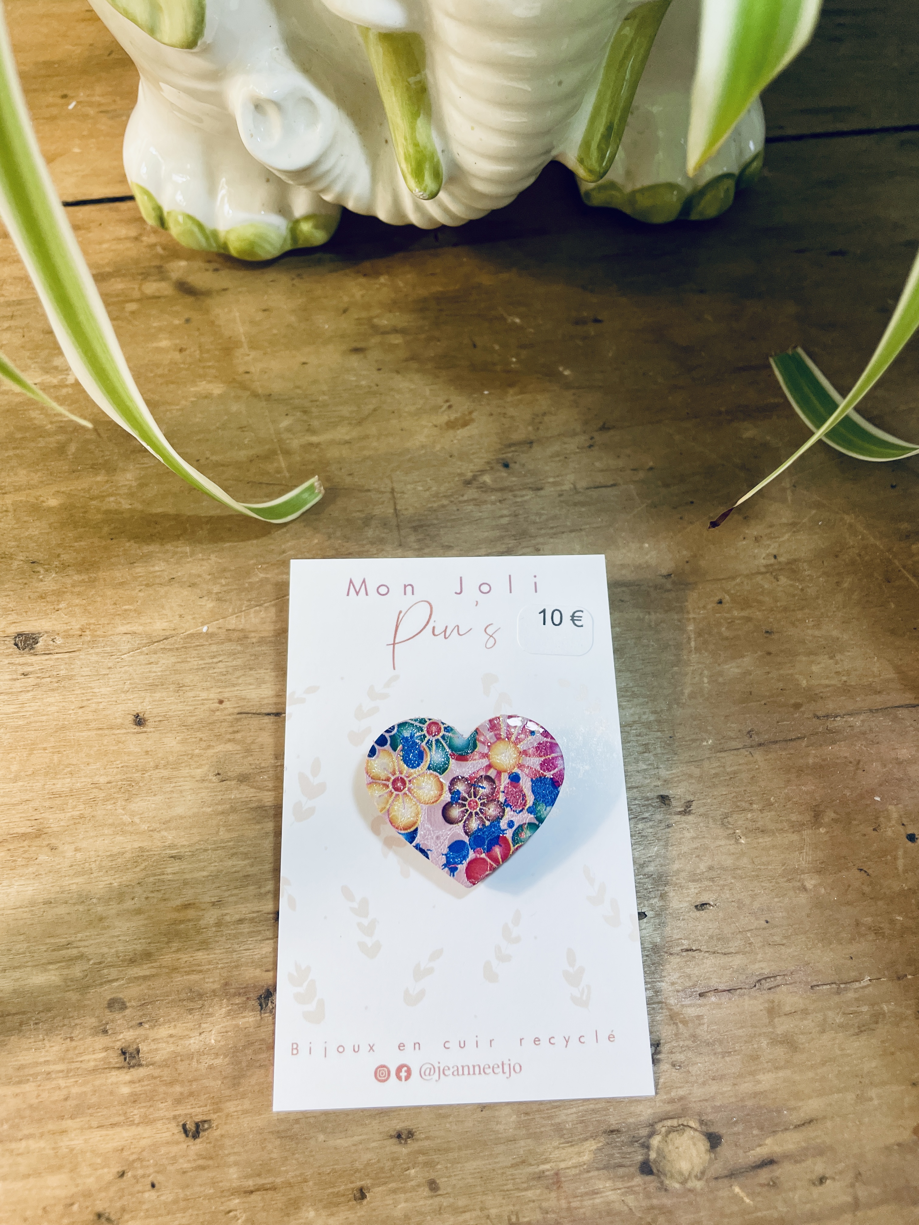 pin's, broche, bijoux, cuir, fait main, créatrice française, made in france, idée cadeau, boutique nantaise, boutique de créateurs, fête des mères, kapsule éphémère