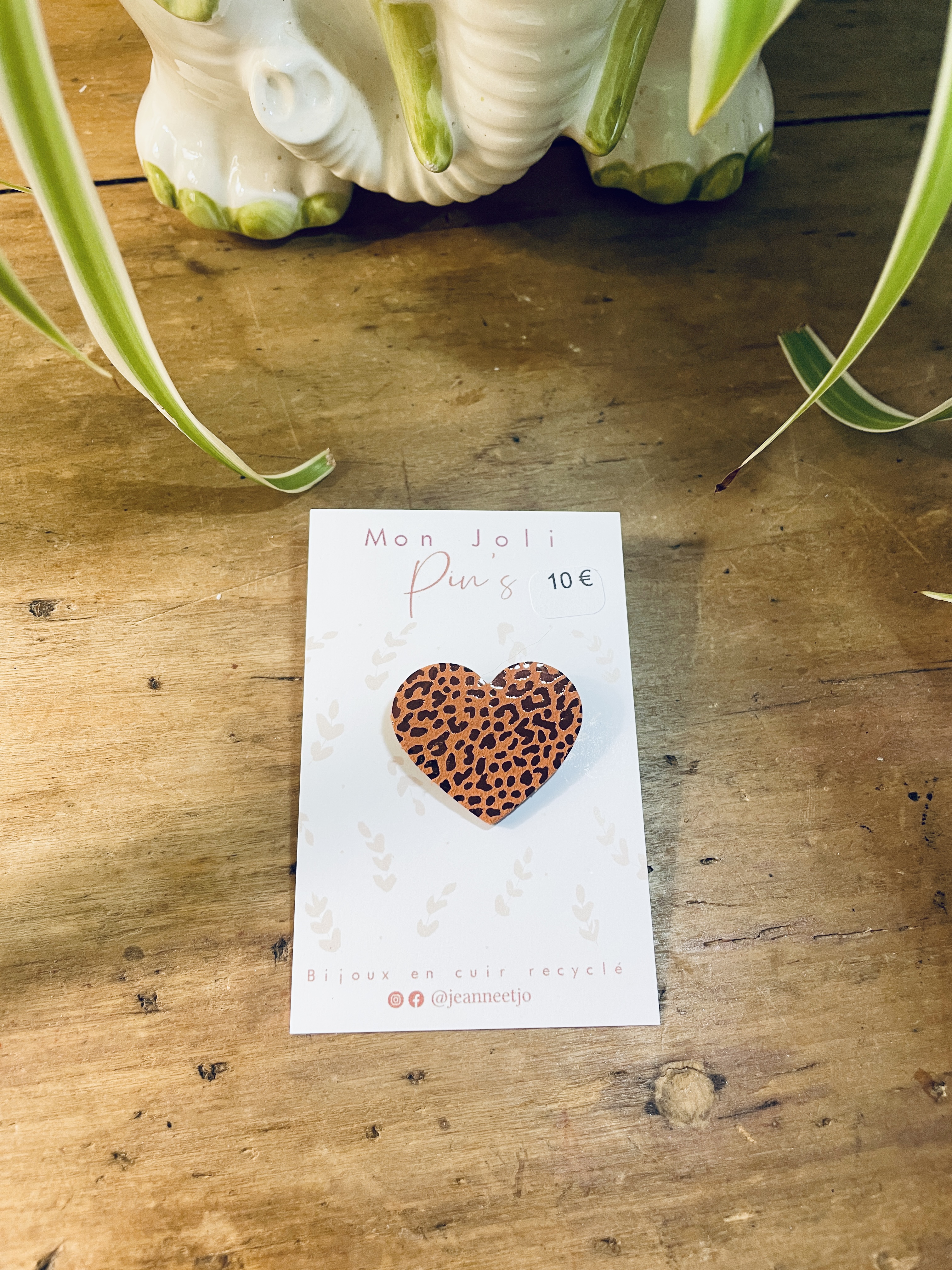 pin's, broche, bijoux, cuir, fait main, créatrice française, made in france, idée cadeau, boutique nantaise, boutique de créateurs, fête des mères, kapsule éphémère