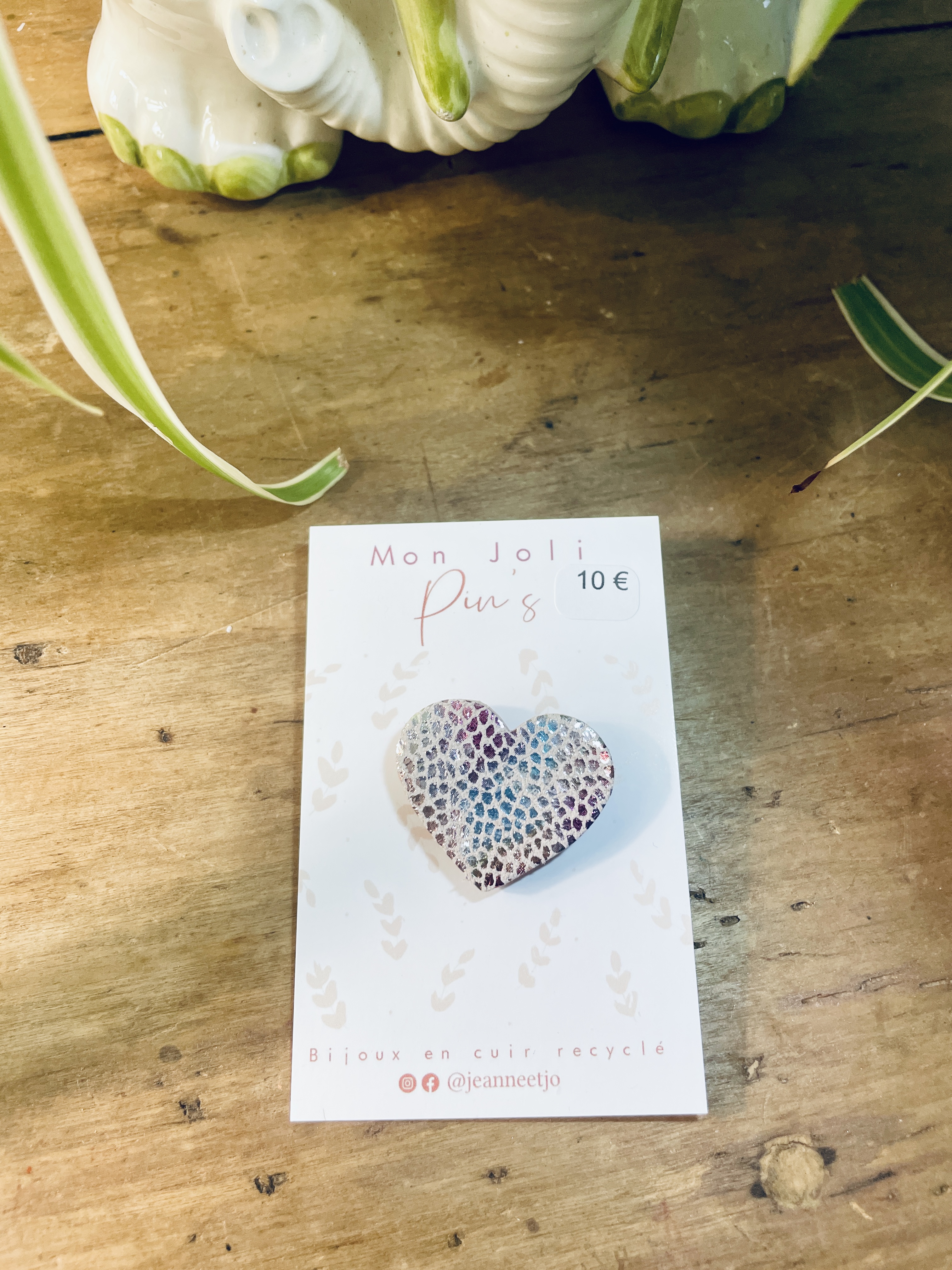 pin's, broche, bijoux, cuir, fait main, créatrice française, made in france, idée cadeau, boutique nantaise, boutique de créateurs, fête des mères, kapsule éphémère