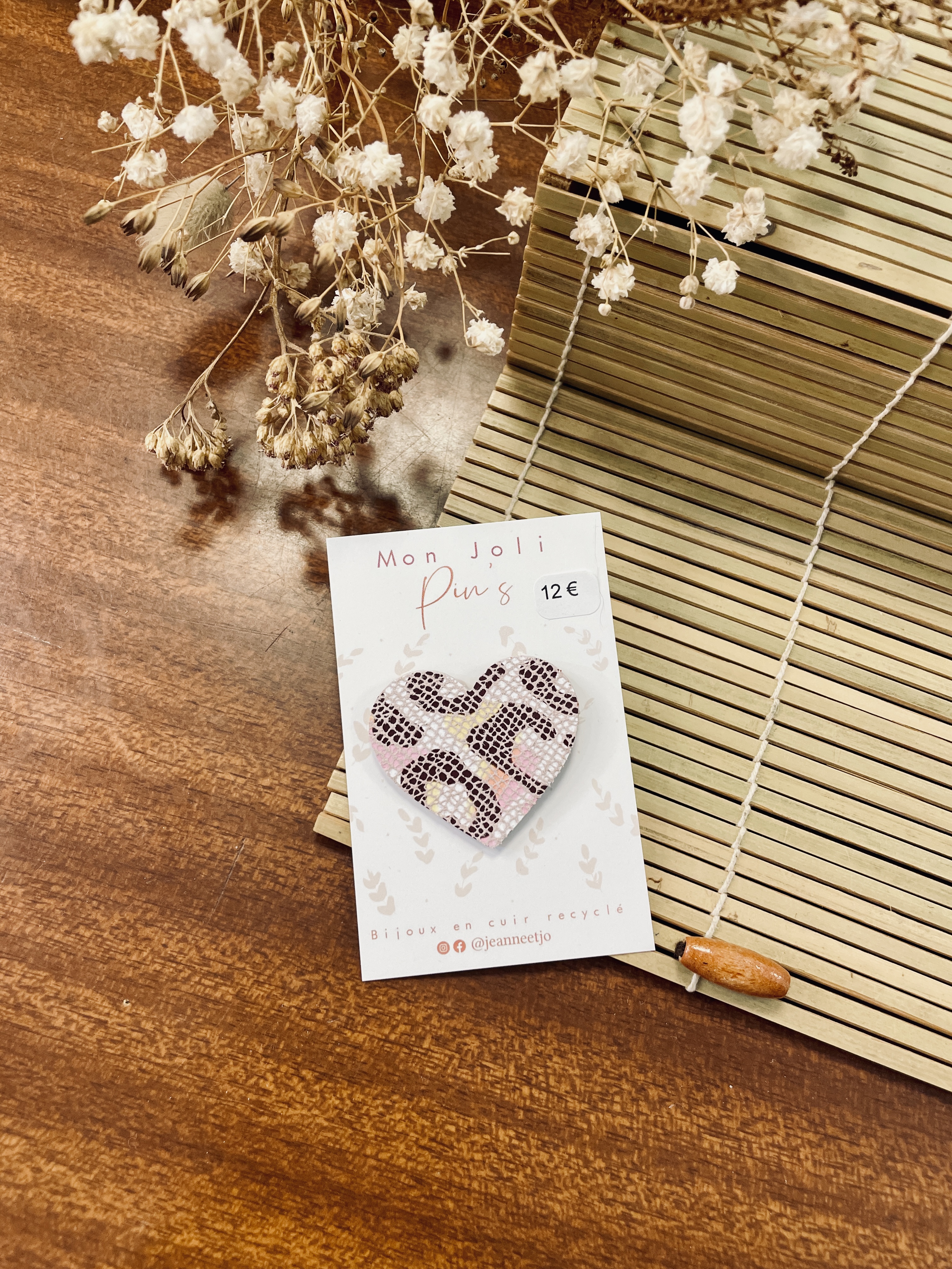 pin's, broche, bijoux, cuir, fait main, créatrice française, made in france, idée cadeau, boutique nantaise, boutique de créateurs, kapsule éphémère