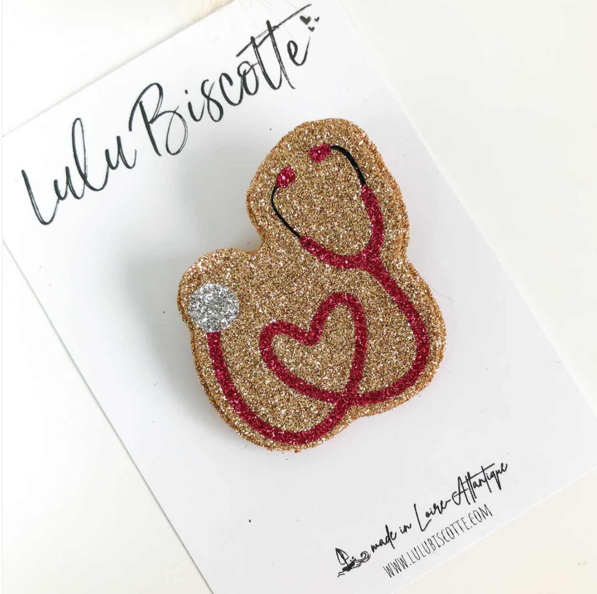 pin's, broche, accessoire, bijoux, fait main, création française, made in france, ethique, local, idée cadeau, boutique de créateurs, boutique nantaise, kapsule éphémère