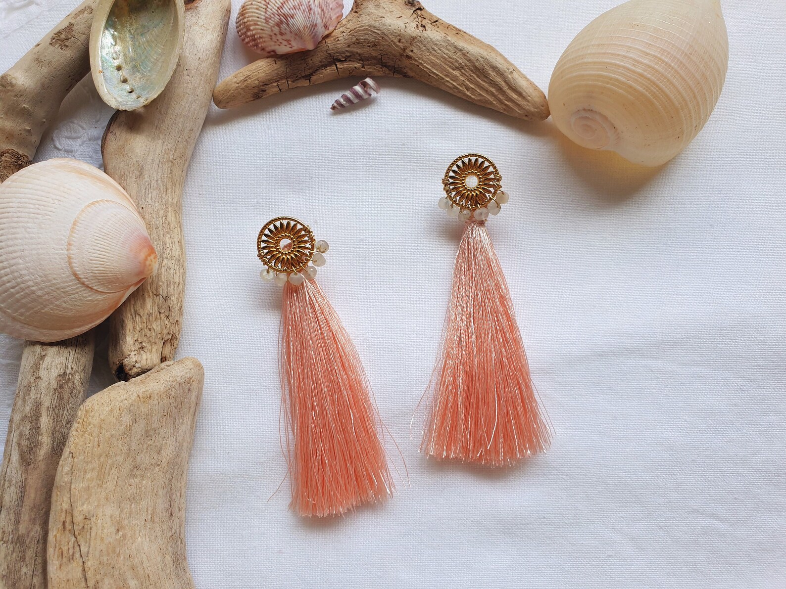 boucles d'oreilles, bijoux, pierres naturelles, goldfilled, acier inoxydable, fait main, créatrice française, made in france, idée cadeau, boutique nantaise, kapsule éphémère