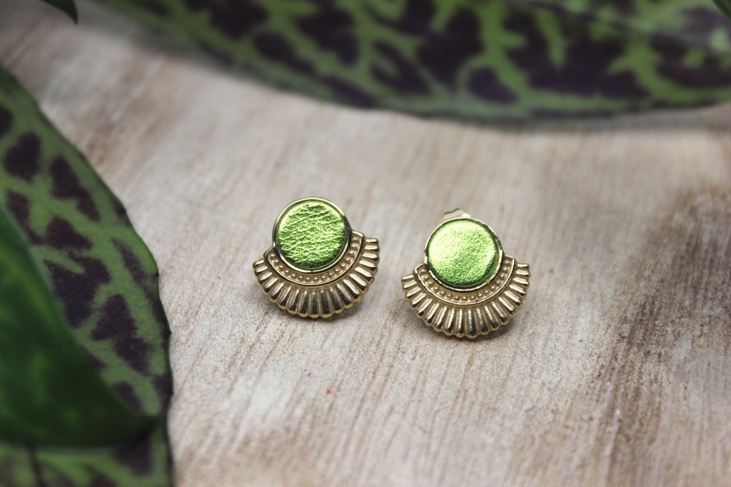 créoles, boucles d'oreilles, bijoux, cuir, créatrice, made in france, fait main, idée cadeau, boutique de créateurs, boutique nantaise, nantes, kapsule éphémère