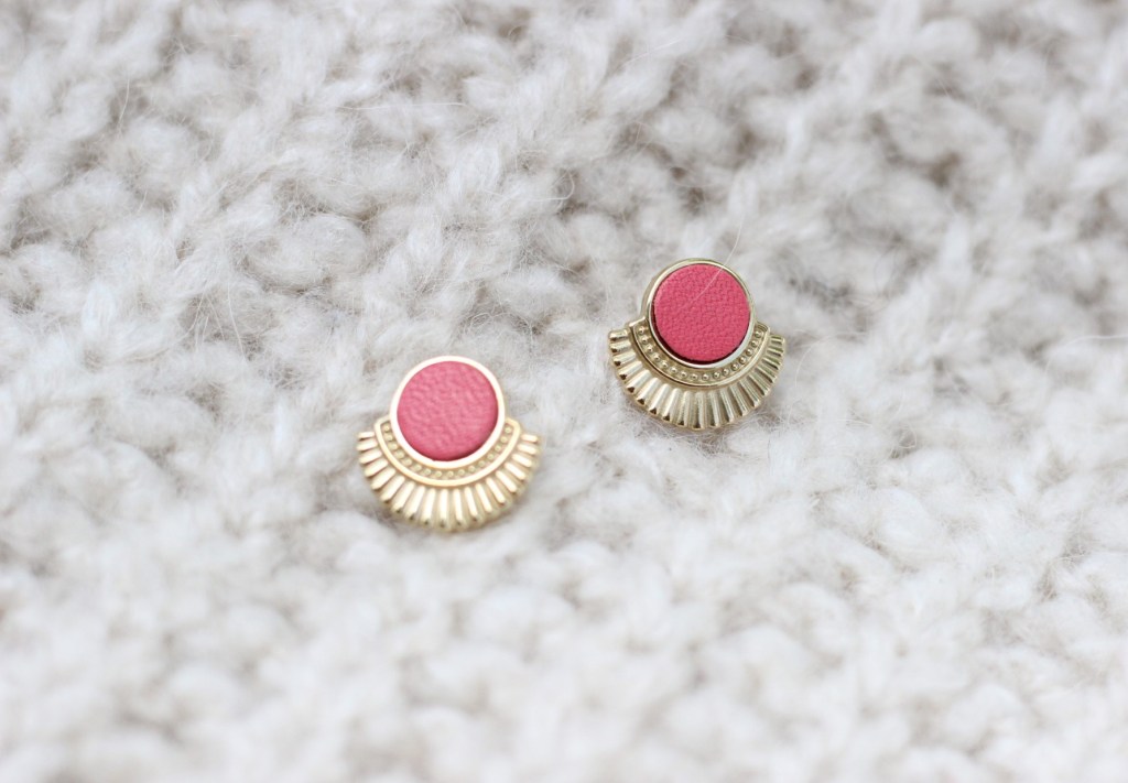 créoles, boucles d'oreilles, bijoux, cuir, créatrice, made in france, fait main, idée cadeau, boutique de créateurs, boutique nantaise, nantes, kapsule éphémère