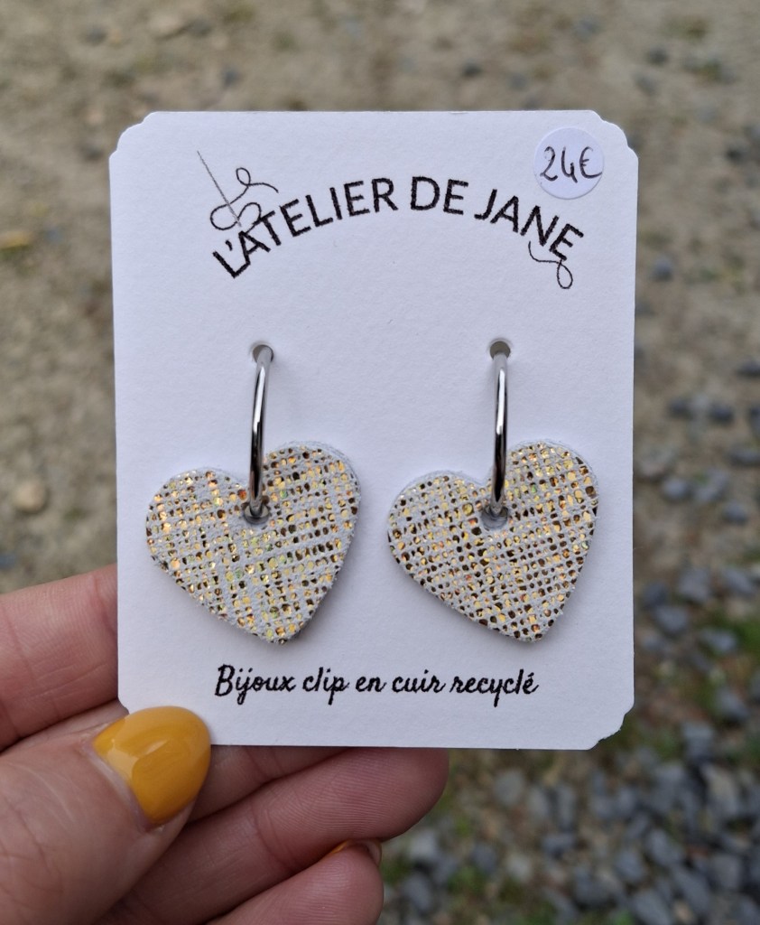 créoles, boucles d'oreilles, bijoux, cuir, créatrice, made in france, fait main, idée cadeau, boutique de créateurs, boutique nantaise, nantes, kapsule éphémère