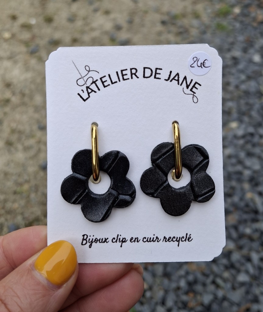 créoles, boucles d'oreilles, bijoux, cuir, créatrice, made in france, fait main, idée cadeau, boutique de créateurs, boutique nantaise, nantes, kapsule éphémère