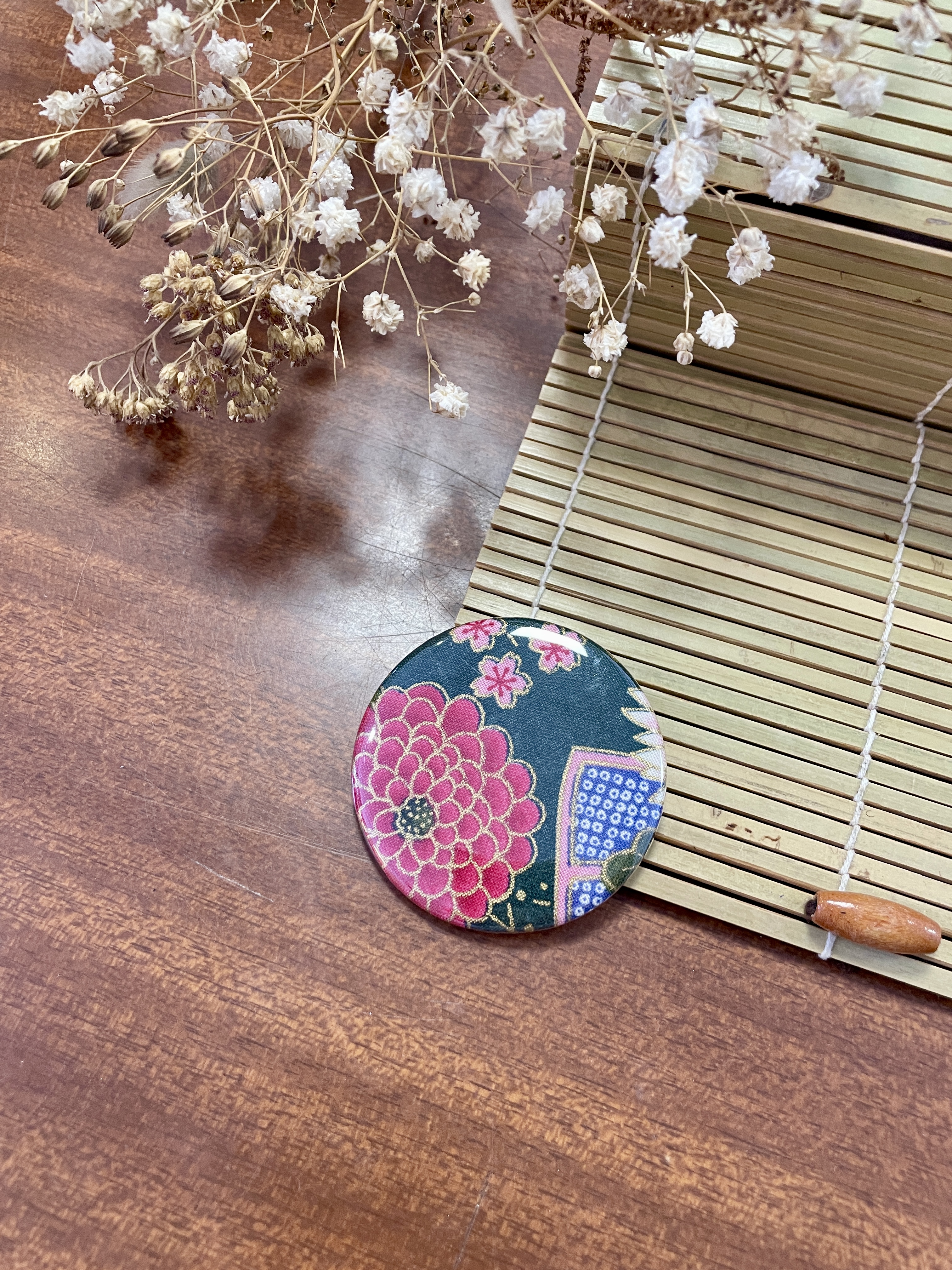 mug, timbale, badge, sac vrac, accessoires, zero déchet, fait main, kawaï, idée cadeau, création française, boutique nantaise, kapsule éphémère