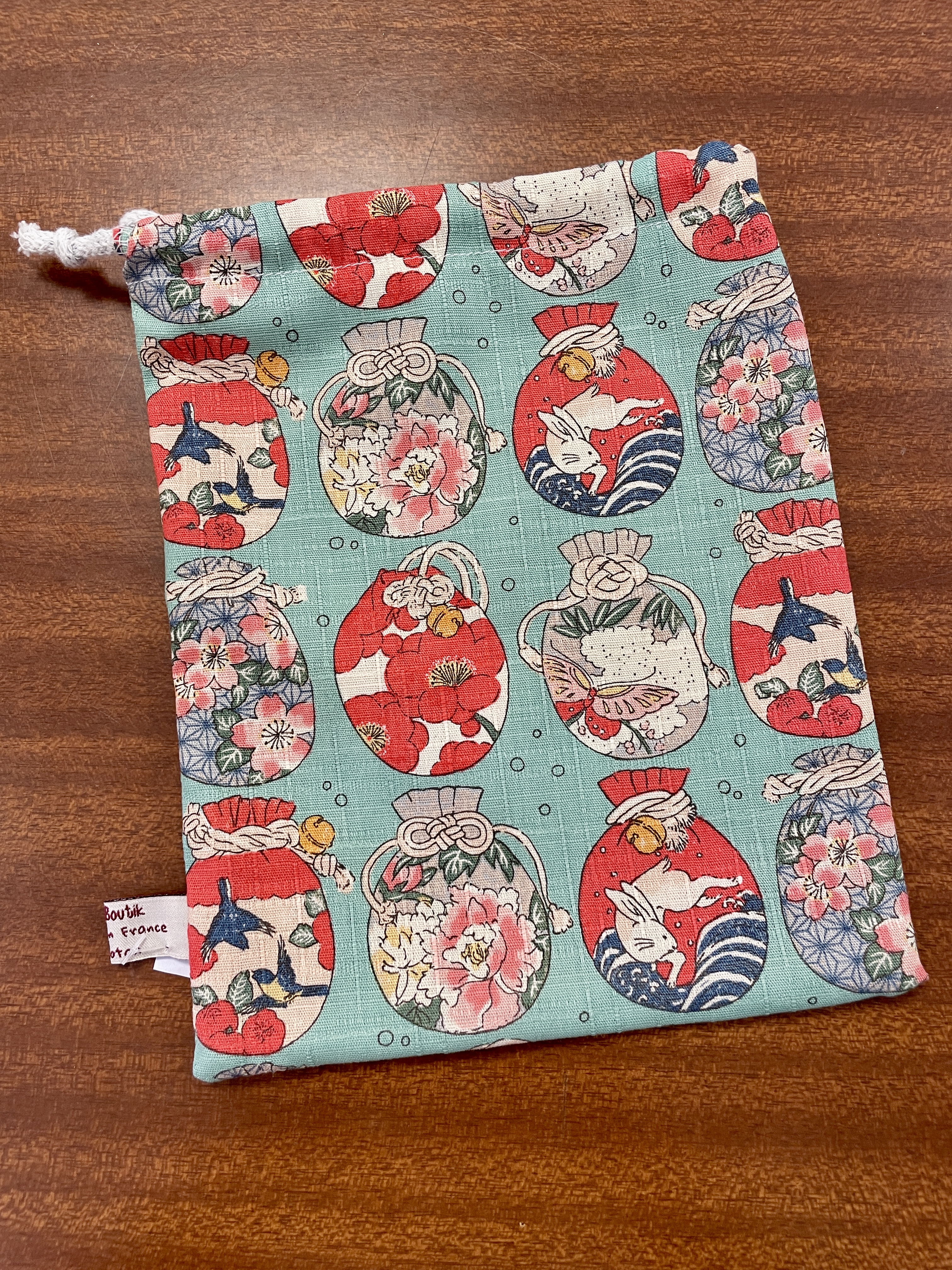 mug, timbale, badge, sac vrac, accessoires, zero déchet, fait main, kawaï, idée cadeau, création française, boutique nantaise, kapsule éphémère