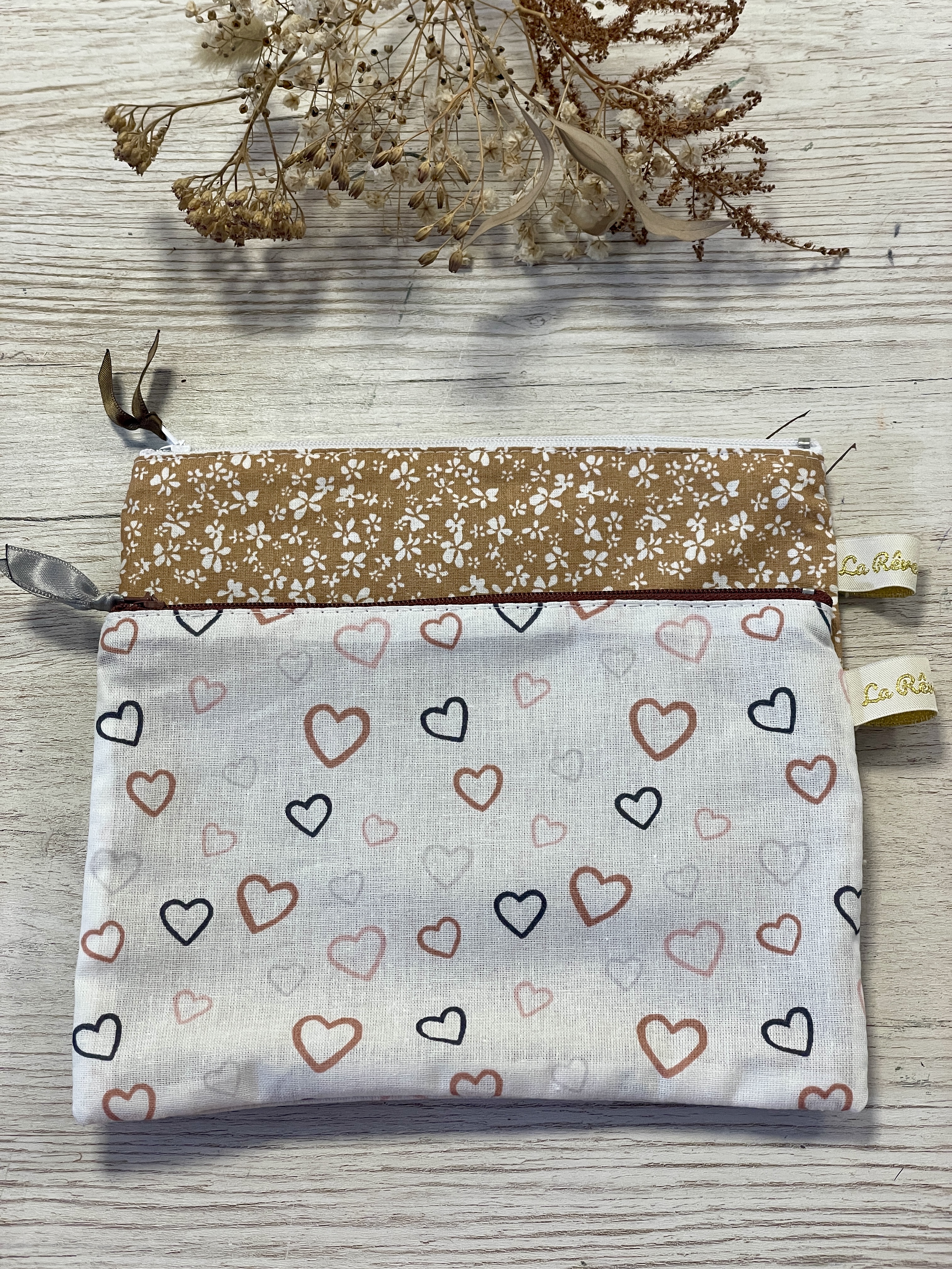 trousse, pochette, porte monnaie, accessoire, fait main, modèle unique, création française, fabrication locale, made in france, idée de cadeau, cadeau noël, boutique créateurs, boutique nantaise, kapsule ephemere