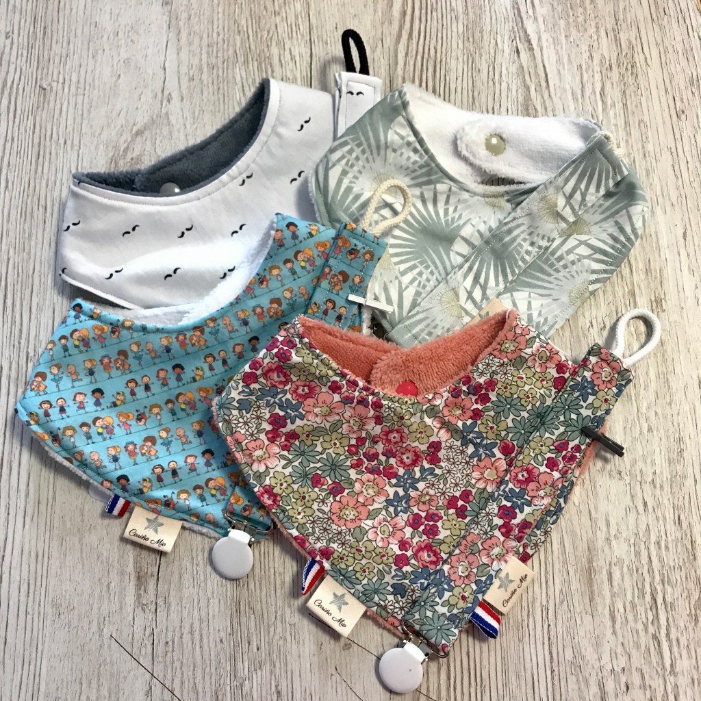 attache tétine, bavoir, repas, enfant, accessoire, bébé, créatrice, made in France, fait main, fabrication locale, idée cadeau