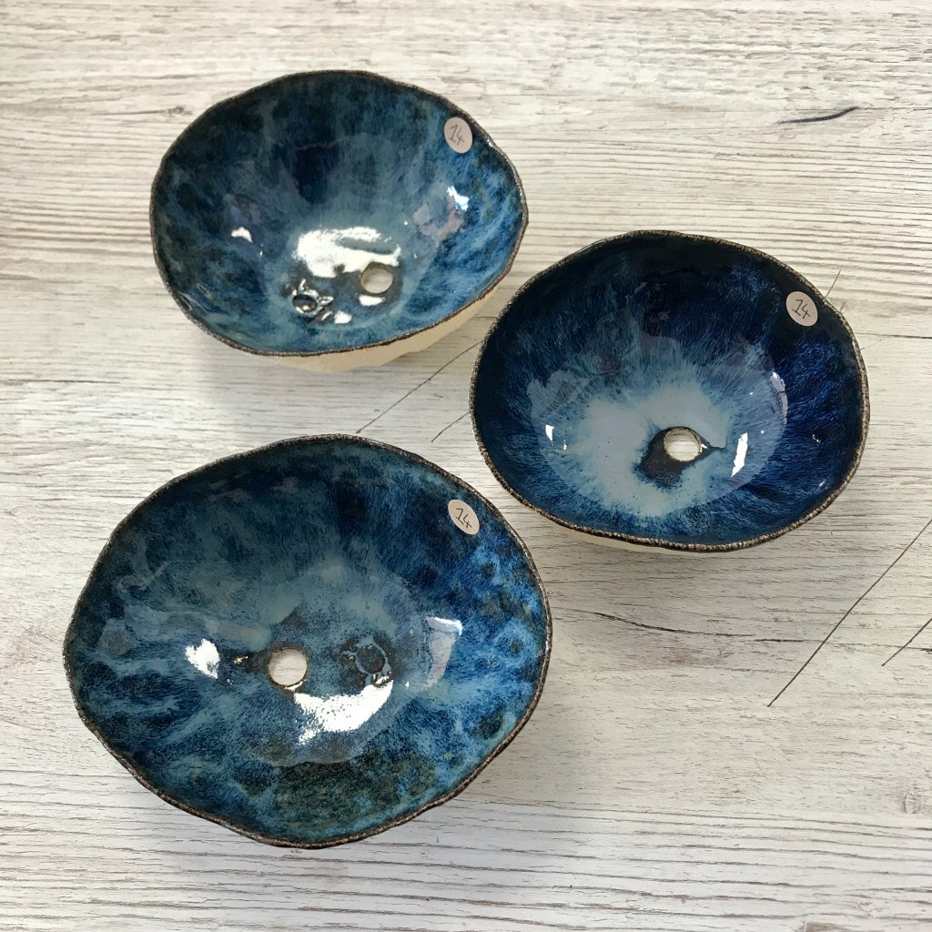 porte savon, grès, poterie, céramique, fait main, créatrice, fabrication locale, made in france, idée cadeau