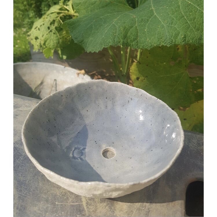 porte savon, grès, poterie, céramique, fait main, créatrice, fabrication locale, made in france, idée cadeau