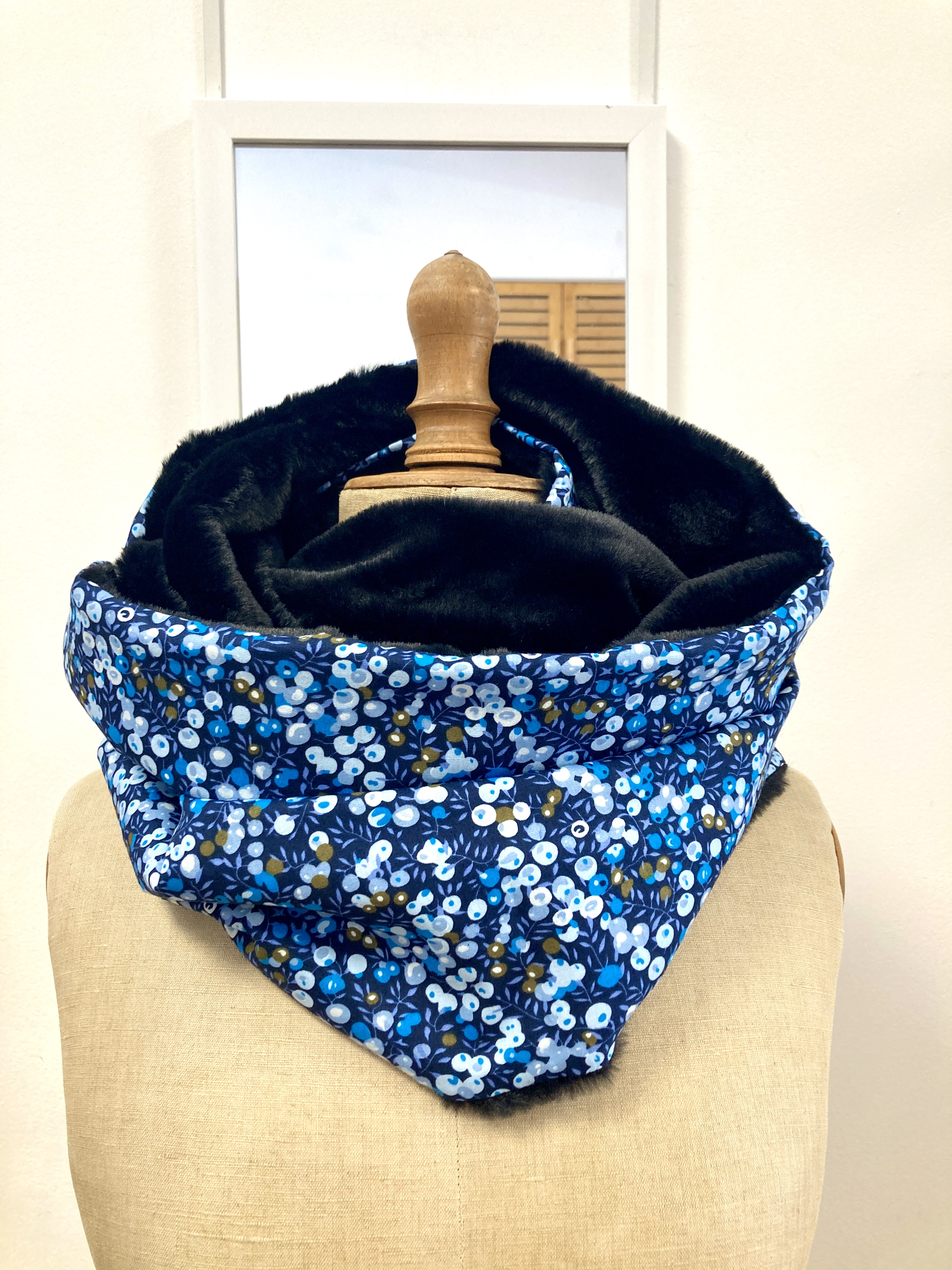 foulard, chèche, écharpe, snood, accessoires, fait main, modèle unique, créatrice française, made in france, local, éthique, idée cadeau, boutique de créateurs, boutique nantaise, kapsule éphémère