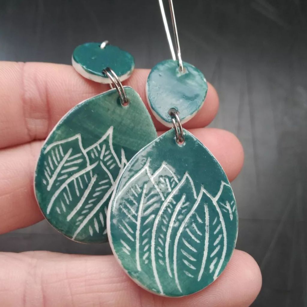 boucles d'oreilles, céramique, bijoux, porcelaine, peint à la main, fait main, créatrice, potière, fabrication locale, made in france, idée cadeau