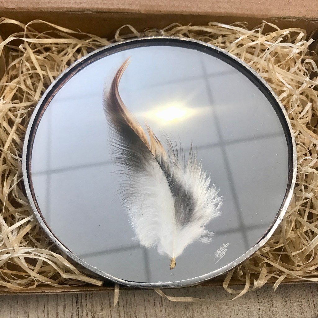 miroir, artisanat, verrier, fleurs séchées, fait main, modèle unique, idée cadeau, fête des mères, créatrice, made in france, fabrication locale, création française