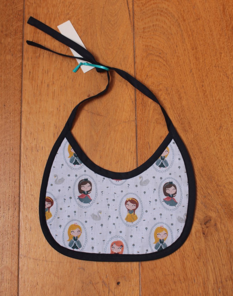  enfant , créatrice, fait main, idée cadeau, made in france, fabrication locale, carnet, lire, écrire