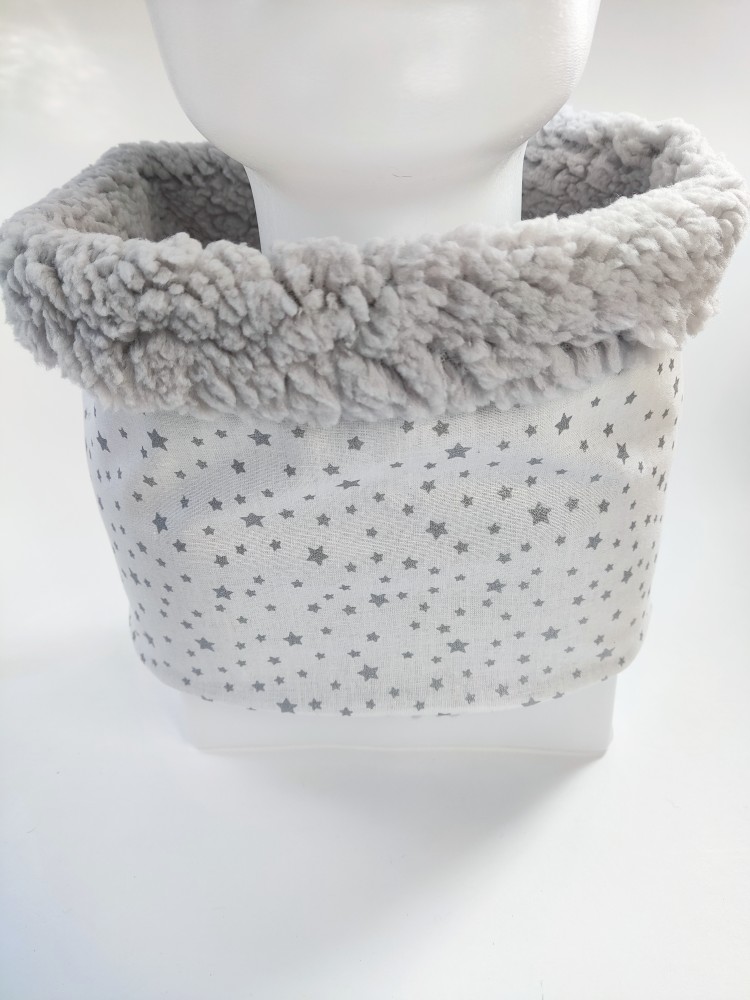 snood, écharpe, tour de cou, foulard, bébé, enfant, cadeau de naissance, bavoir, fait main, idée cadeau, cadeau de noël, créatrice française, made in france, boutique de créateurs, boutique nantaise, kapsule éphémère