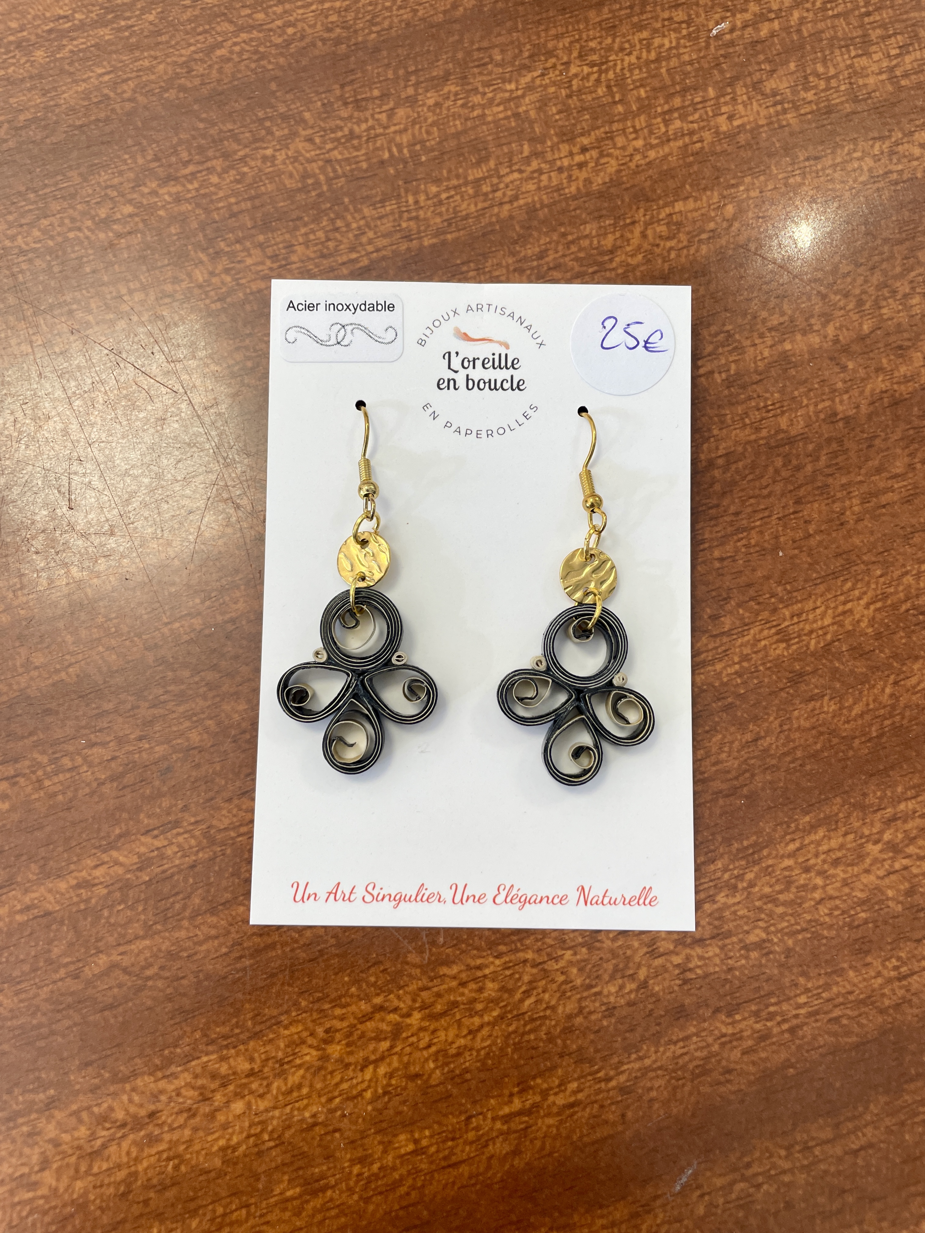 bijoux, boucles d'oreilles, paperolles, quilling, papier, fait main, modèle unique, créatrice, made in france, fabrication locale, idée cadeau, boutique de créateurs, kapsule éphémère
