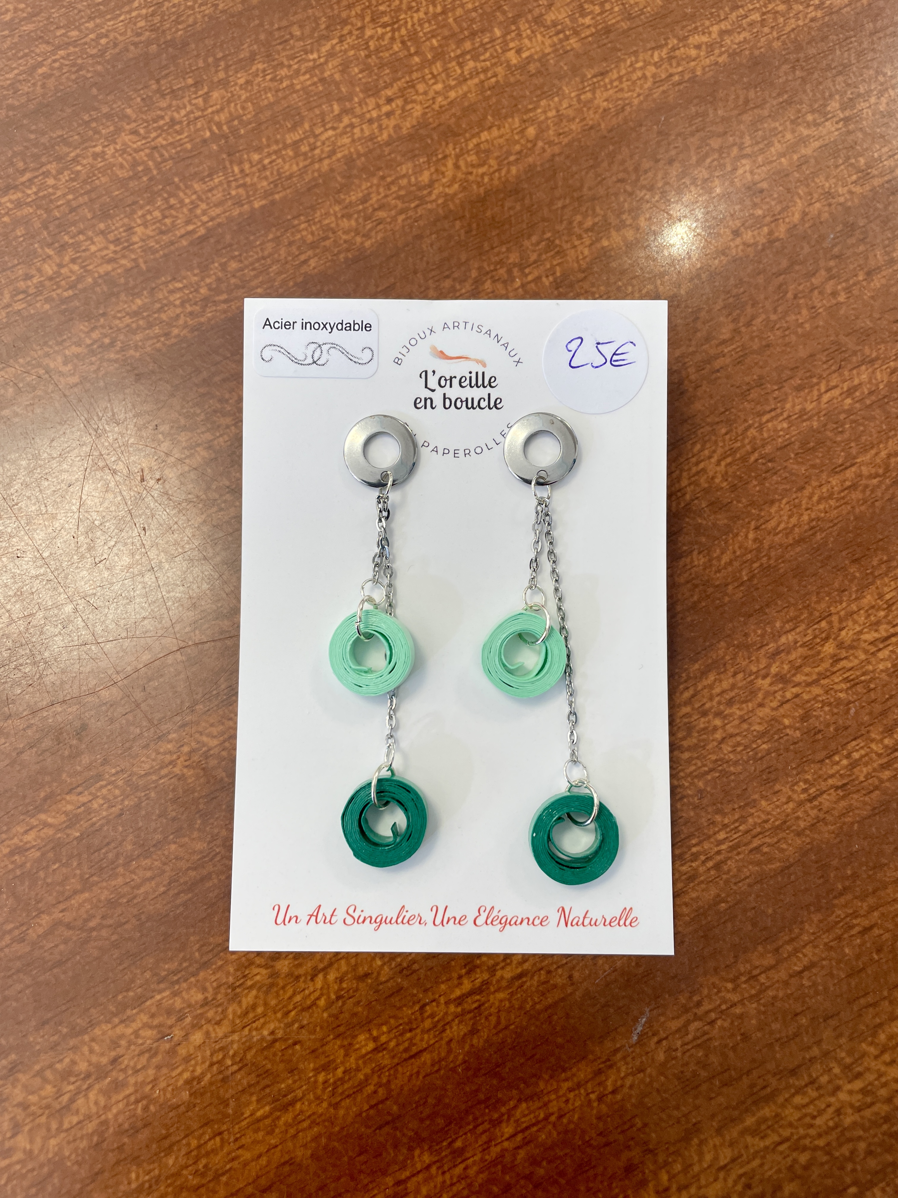bijoux, boucles d'oreilles, paperolles, quilling, papier, fait main, modèle unique, créatrice, made in france, fabrication locale, idée cadeau, boutique de créateurs, kapsule éphémère