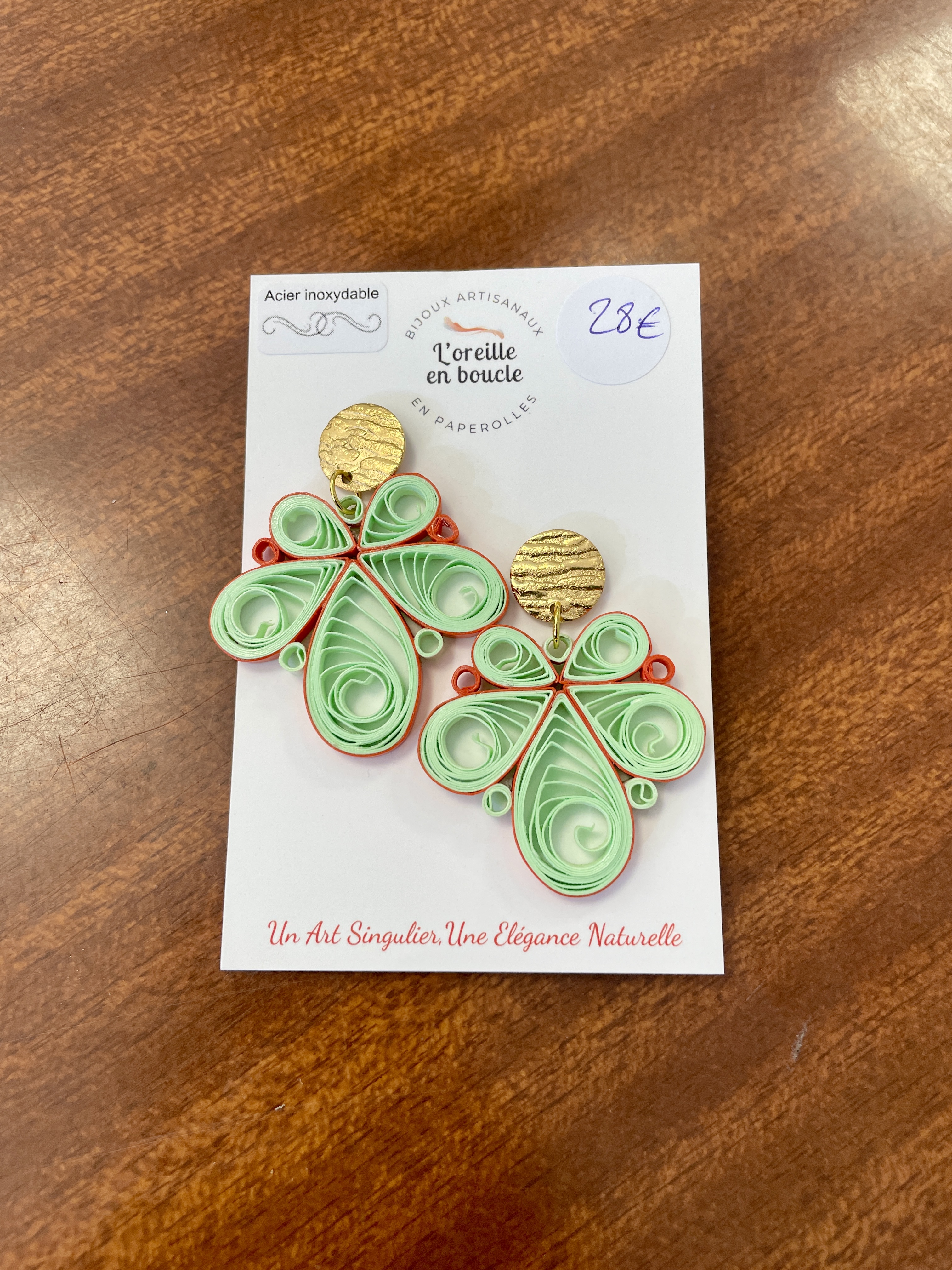 bijoux, boucles d'oreilles, paperolles, quilling, papier, fait main, modèle unique, créatrice, made in france, fabrication locale, idée cadeau, boutique de créateurs, kapsule éphémère