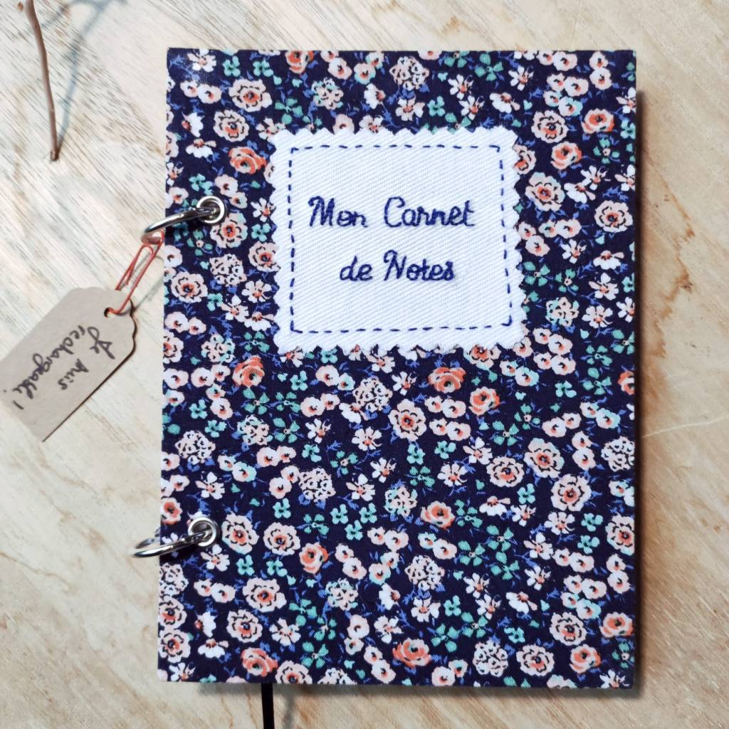 album photo, carnet, papier, papeterie, upcycling, cartonnage, idée cadeau, cadeau de noel, créatrice, fait main, modèle unique, made in france, fabrication locale