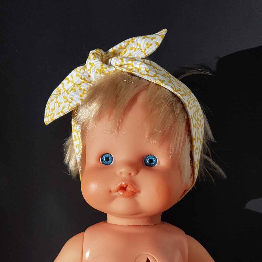 jouet, jeux enfants, vêtement poupée, fait main, idée cadeau, cadeau de noël, créatrice française, made in france, fabrication locale.