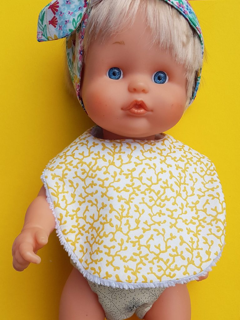 jouet, jeux enfants, vêtement poupée, fait main, idée cadeau, cadeau de noël, créatrice française, made in france, fabrication locale.