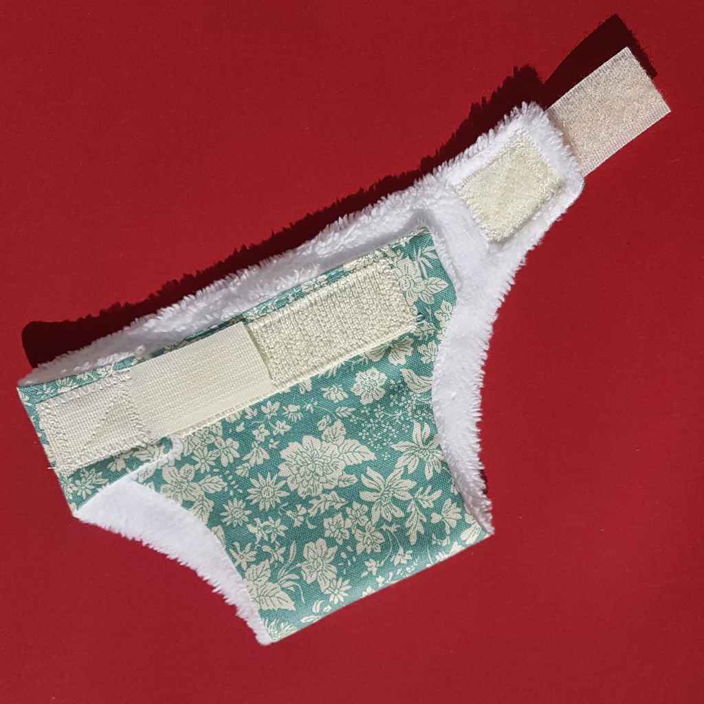 jouet, jeux enfants, vêtement poupée, fait main, idée cadeau, cadeau de noël, créatrice française, made in france, fabrication locale.