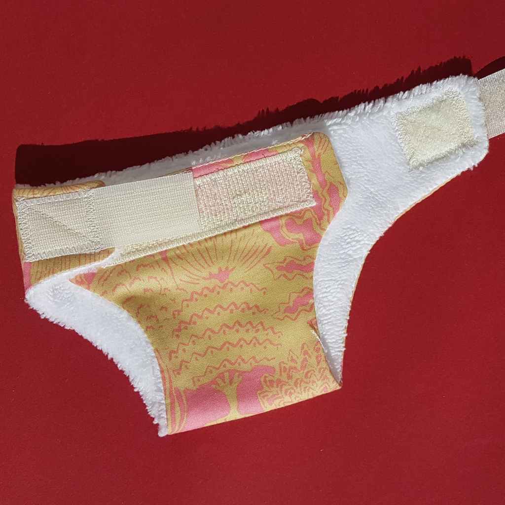 jouet, jeux enfants, vêtement poupée, fait main, idée cadeau, cadeau de noël, créatrice française, made in france, fabrication locale.