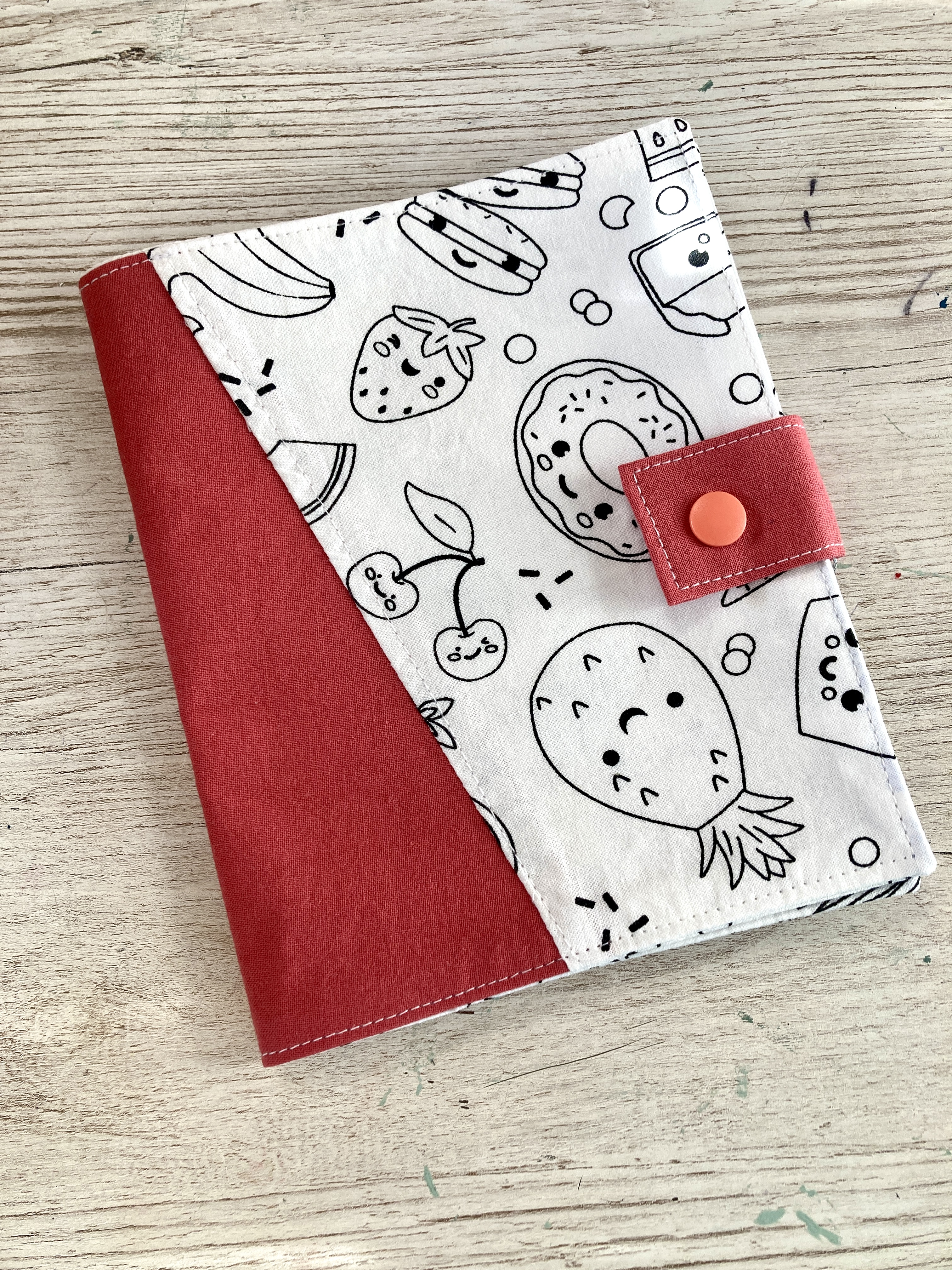 sarouel évolutif, vêtement enfant, idée cadeau, cadeau de naissance, fait main, modèle unique, bavoirs, création française, made in france, boutique de créateurs, boutique nantaise, kapsule éphémère