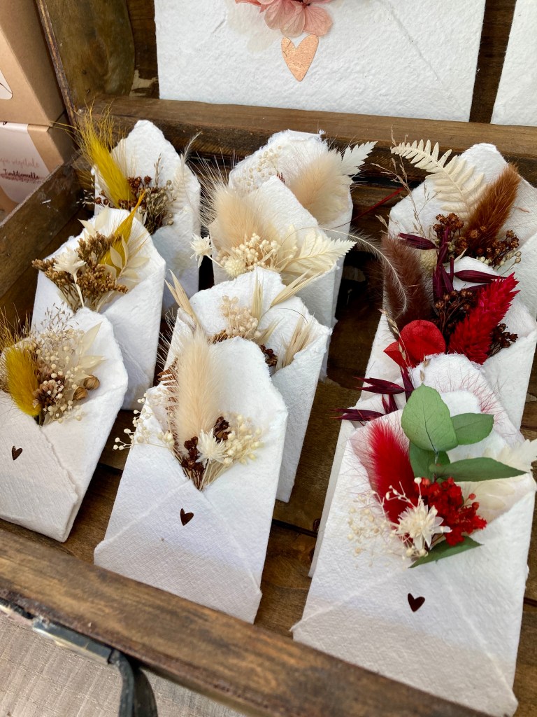 fleurs séchées, fleurs stabilisées, fait main, artisanat, déco, idée cadeau, créatrice, made in france, création locale, kapsule éphémère