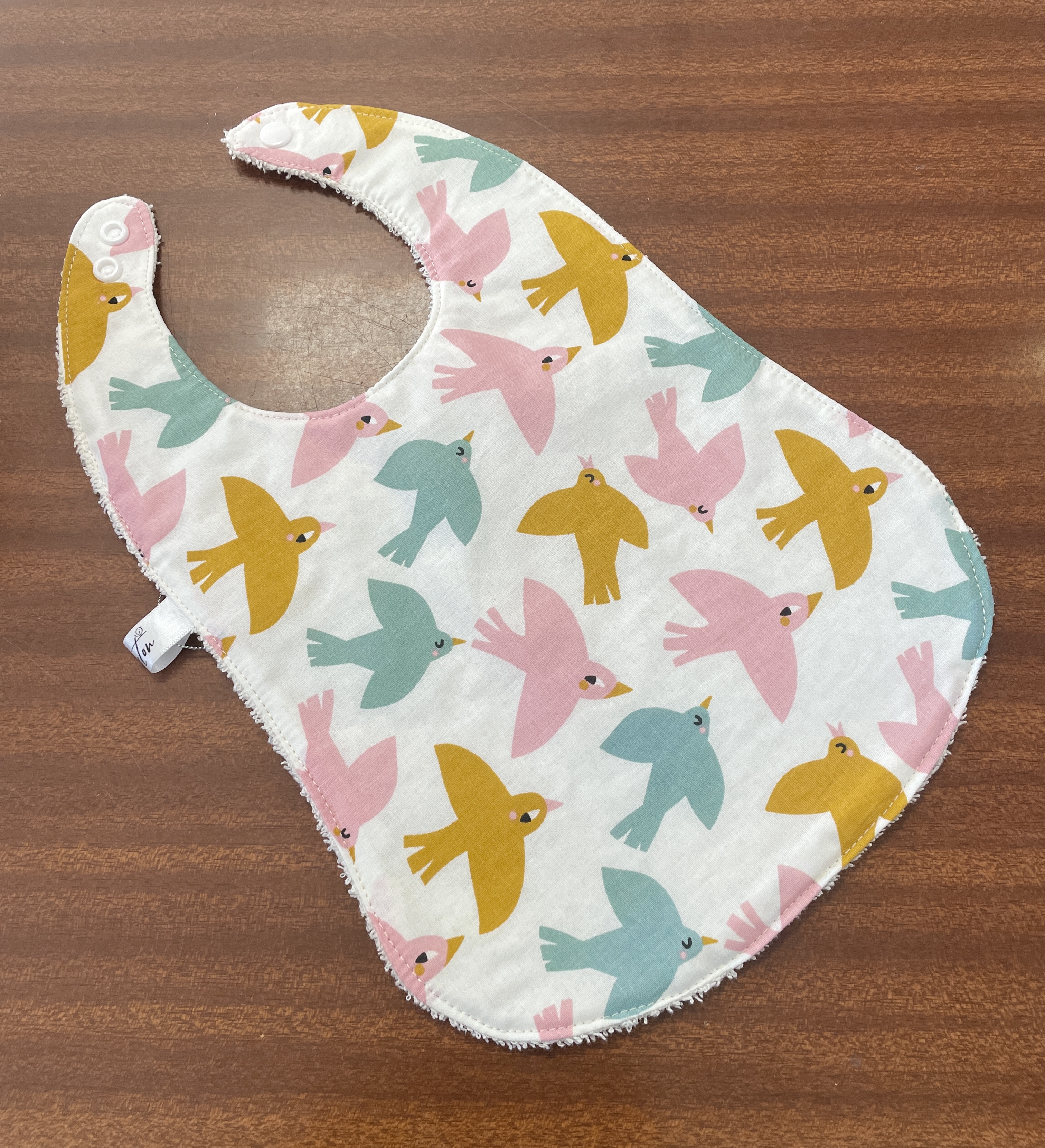 sarouel évolutif, vêtement enfant, idée cadeau, cadeau de naissance, fait main, modèle unique, bavoirs, création française, made in france, boutique de créateurs, boutique nantaise, kapsule éphémère