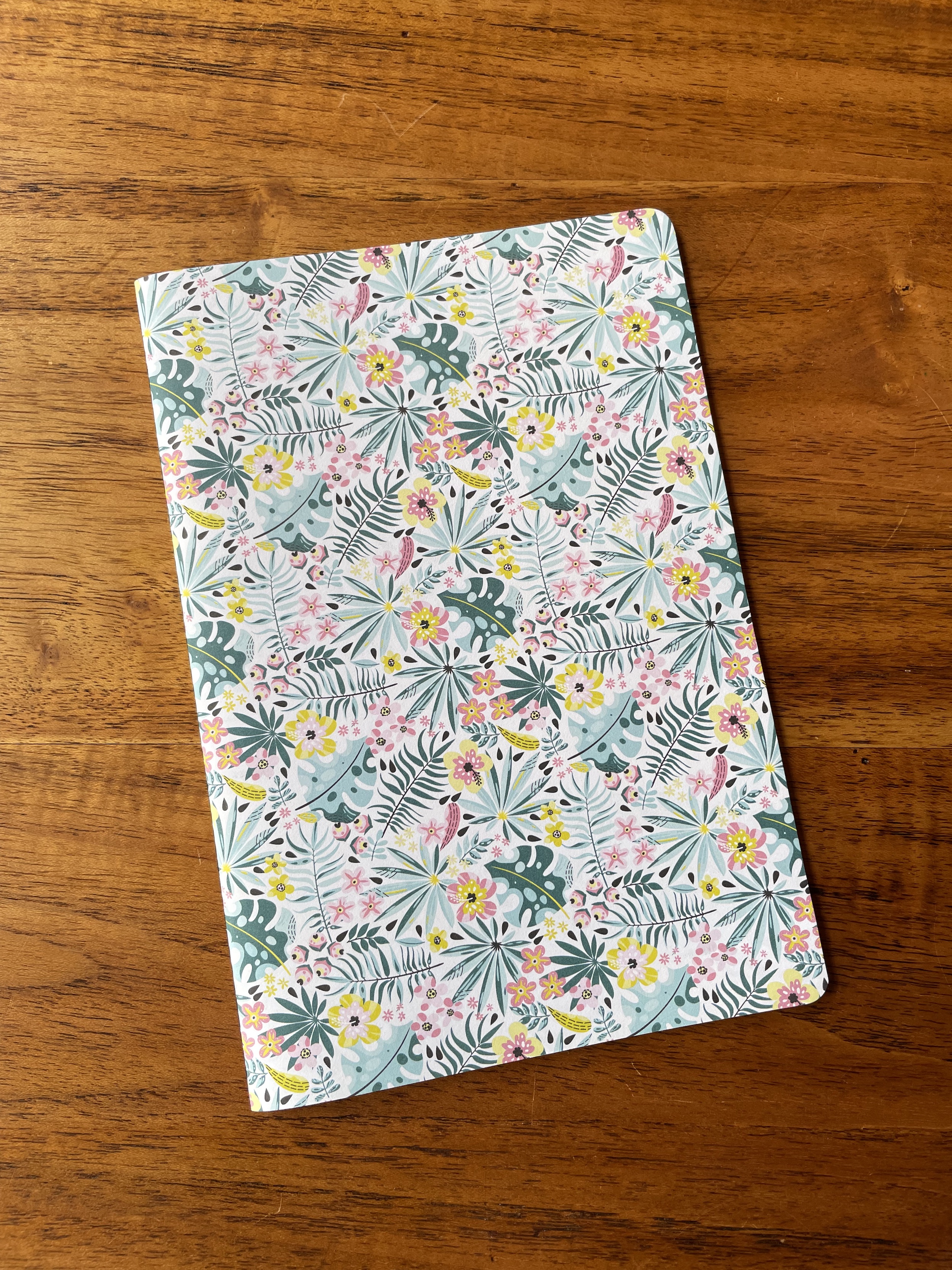 carnet, papeterie, fait main, créatrice, made in france, fabrication locale, idée cadeau, boutique de créateurs, kapsule éphémère