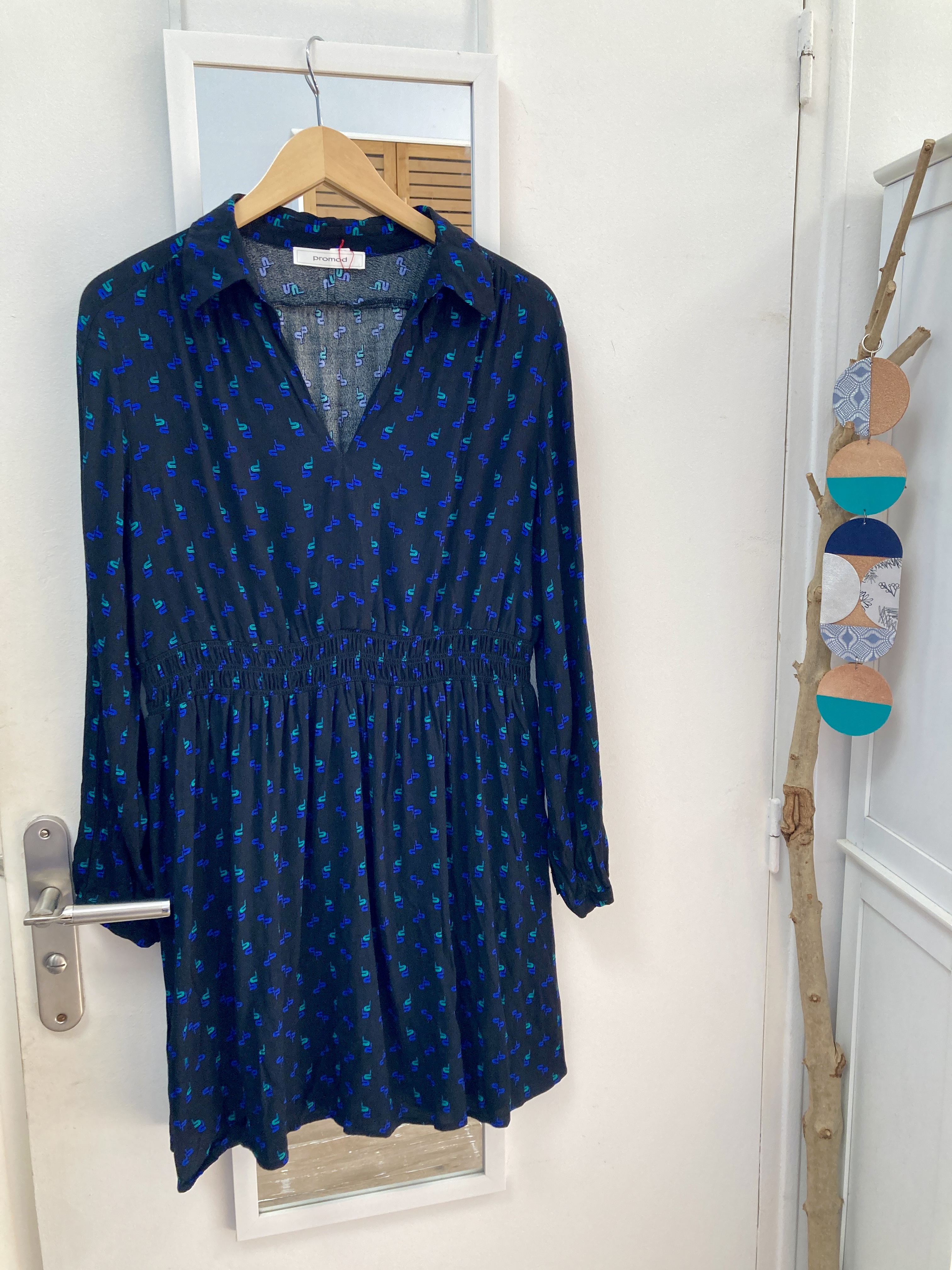 robe, seconde main, friperie, prêt à porter, vêtements, mode, marque française, vêtement d'occasion, kapsule éphémère, grande taille, promod