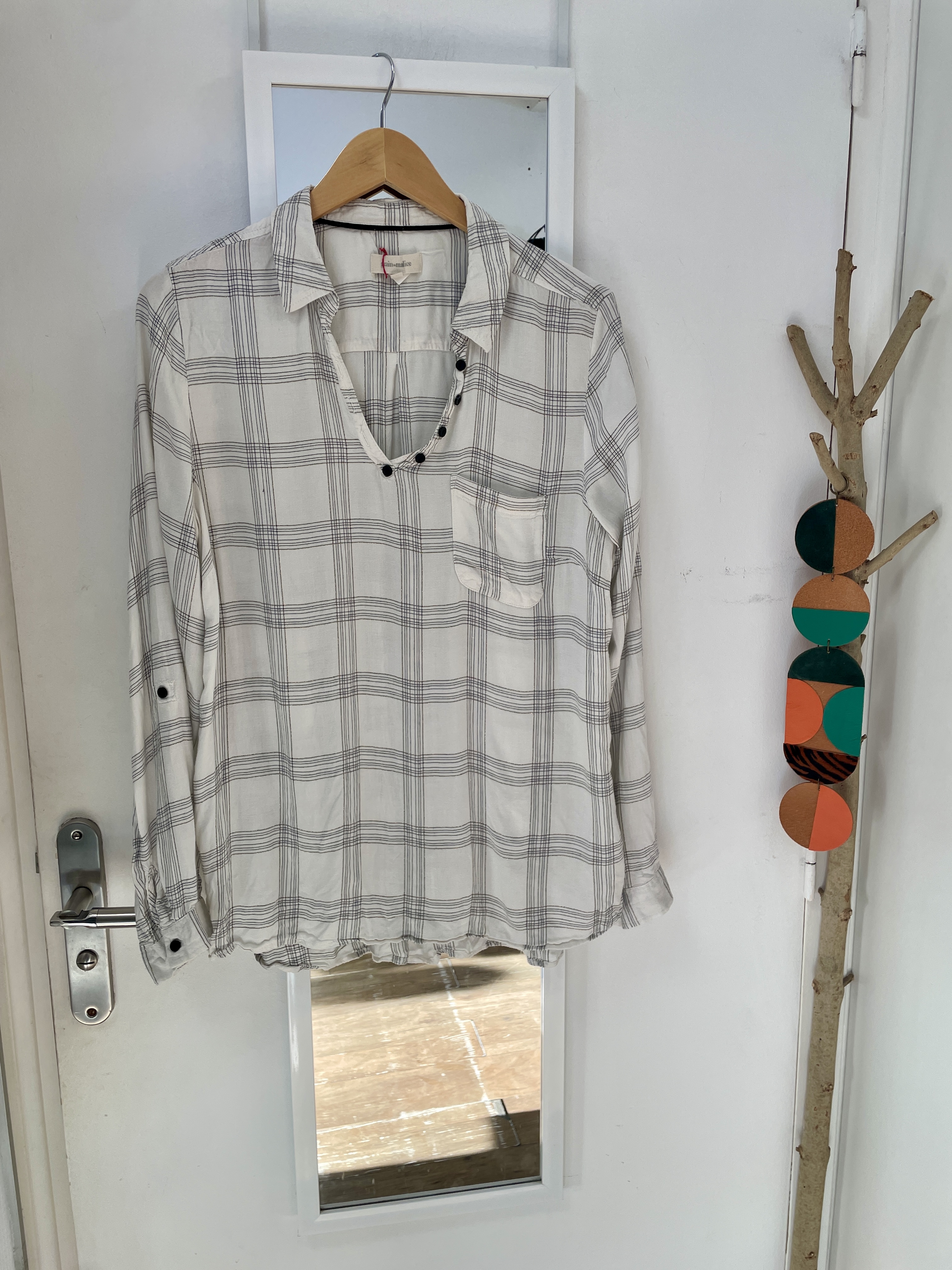 blouse, chemise, marque française, vêtement, prêt à porter, seconde main, friperie, vêtement d'occasion, grande taille, kapsule éphémère, compania fantastica