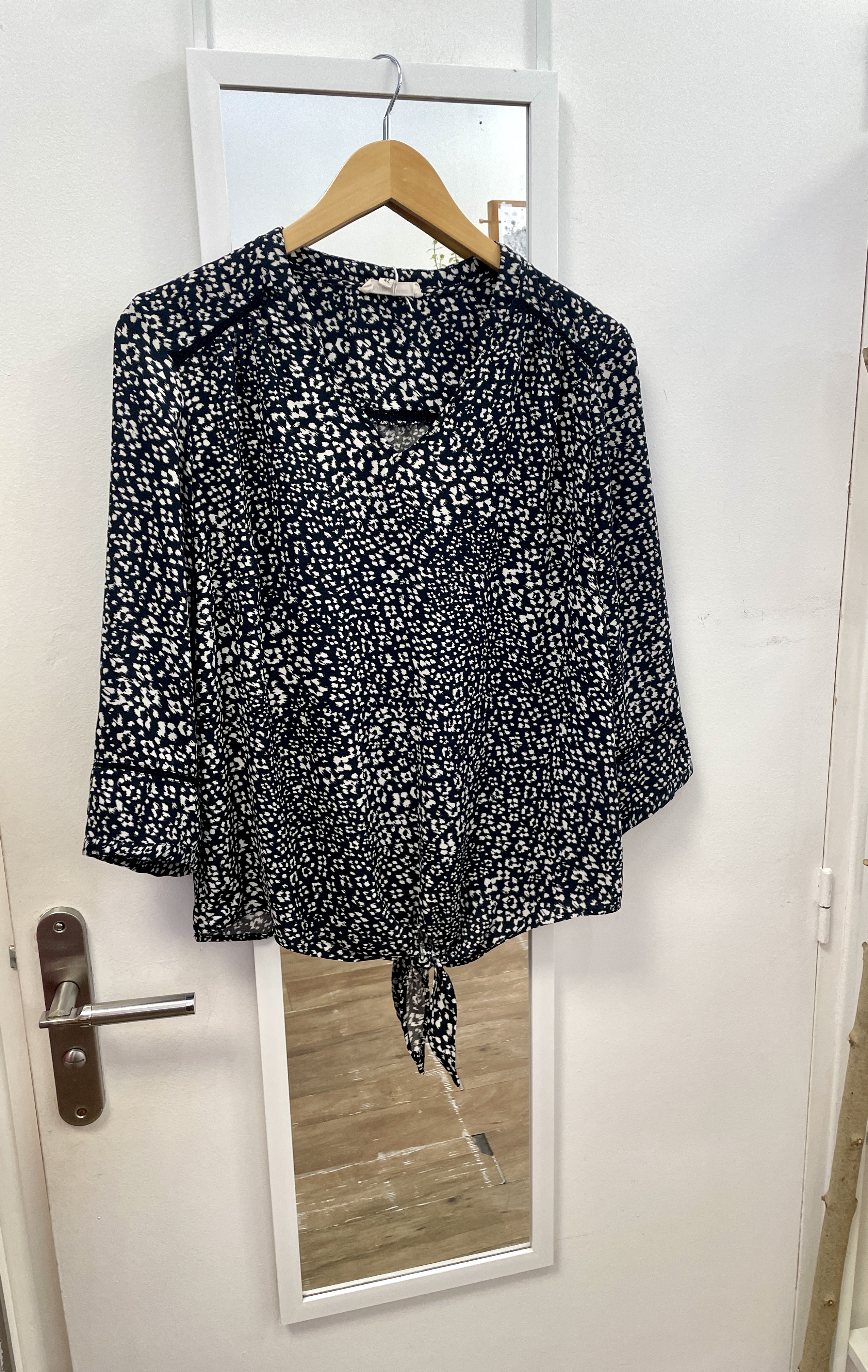 blouse, chemise, marque française, vêtement, prêt à porter, seconde main, friperie, vêtement d'occasion, grande taille, kapsule éphémère, grain de malice, léopard