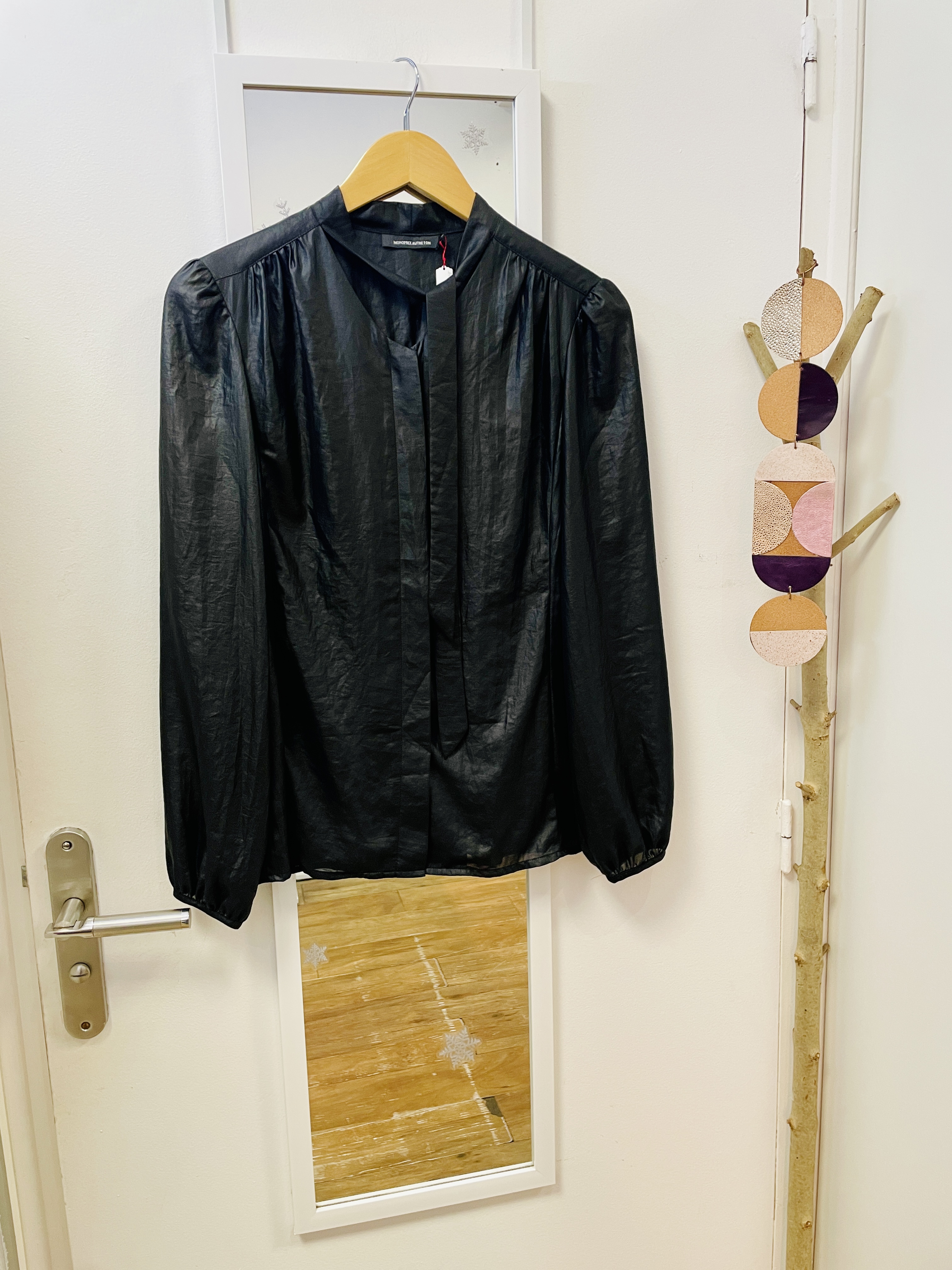 blouse, chemise, marque française, vêtement, prêt à porter, seconde main, friperie, kapsule éphémère, monoprix